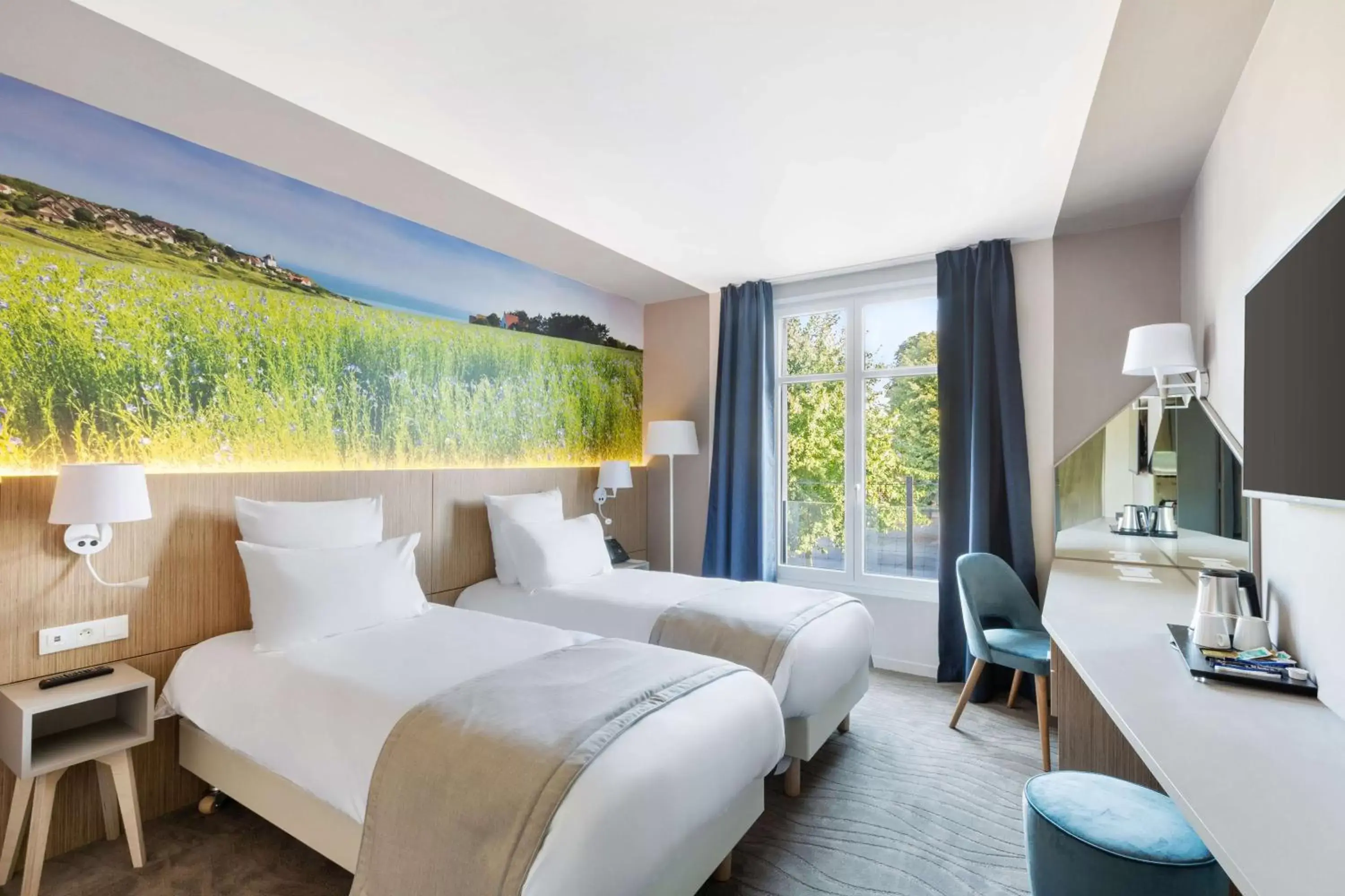 Photo of the whole room in Best Western Le Beffroi Photo of the whole room in Best Western Le Beffroi