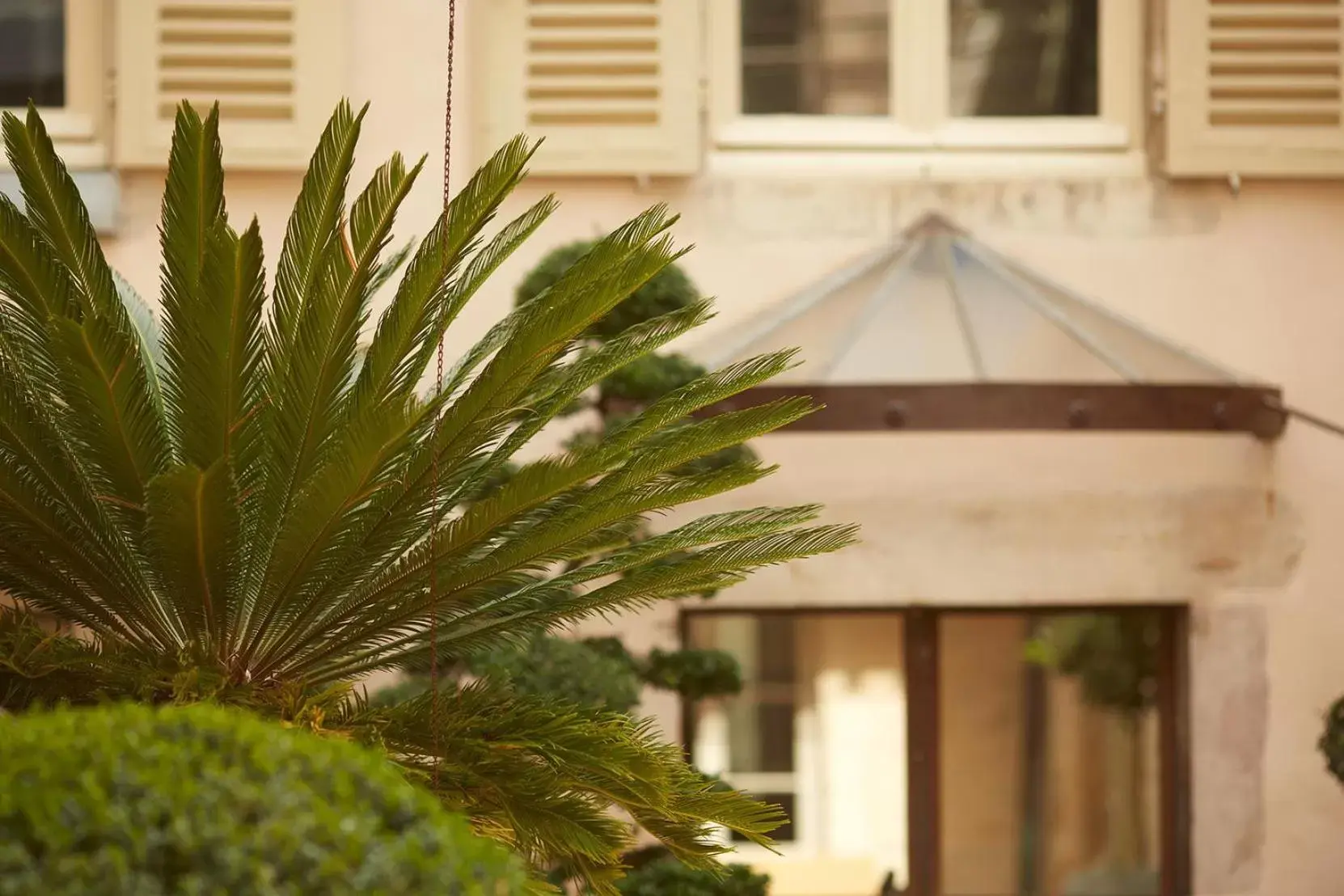 Decorative detail, Property Building in Le Clos Sainte-Marguerite - Chez les Fatien