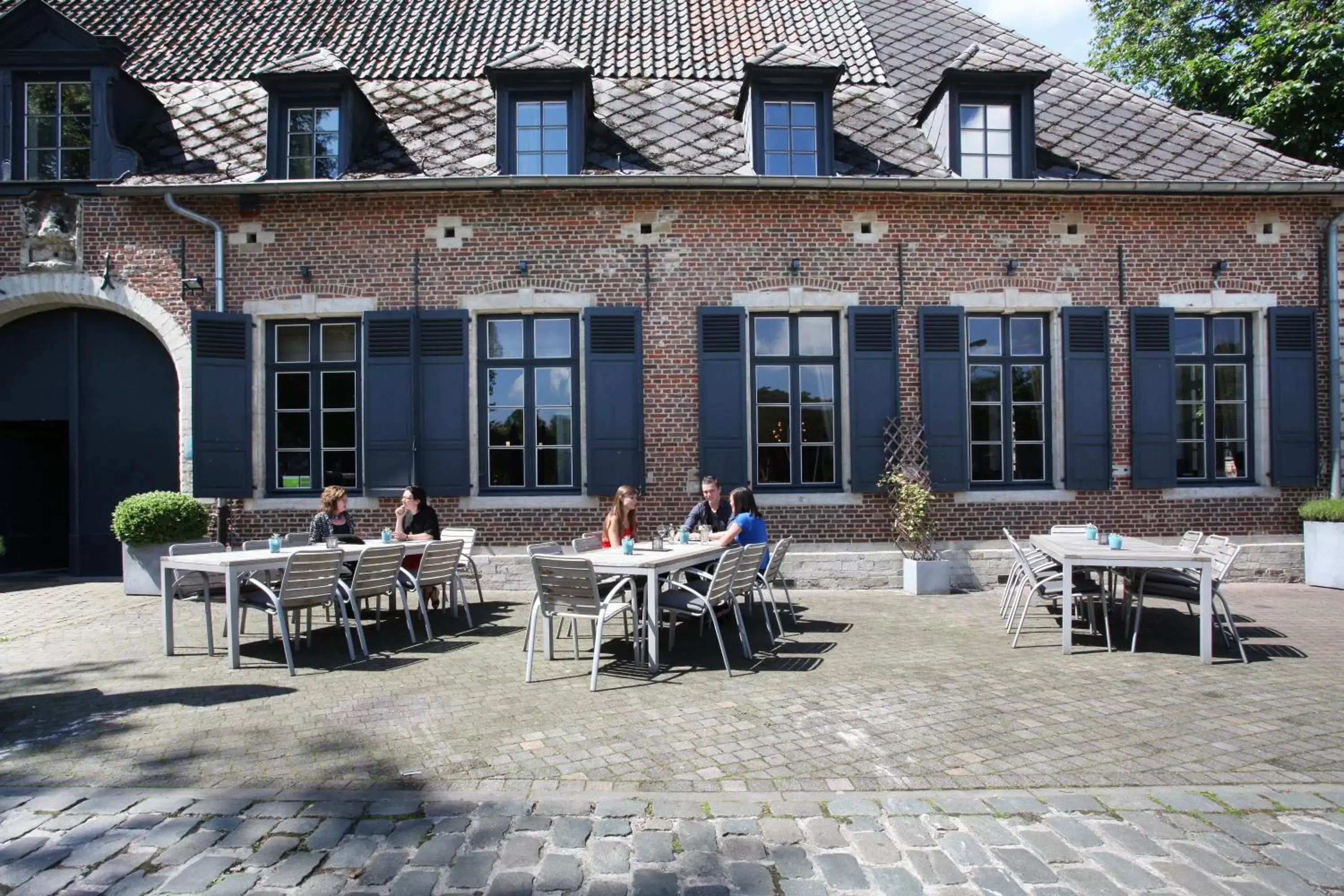 Facade/entrance in Hotel The Lodge Heverlee