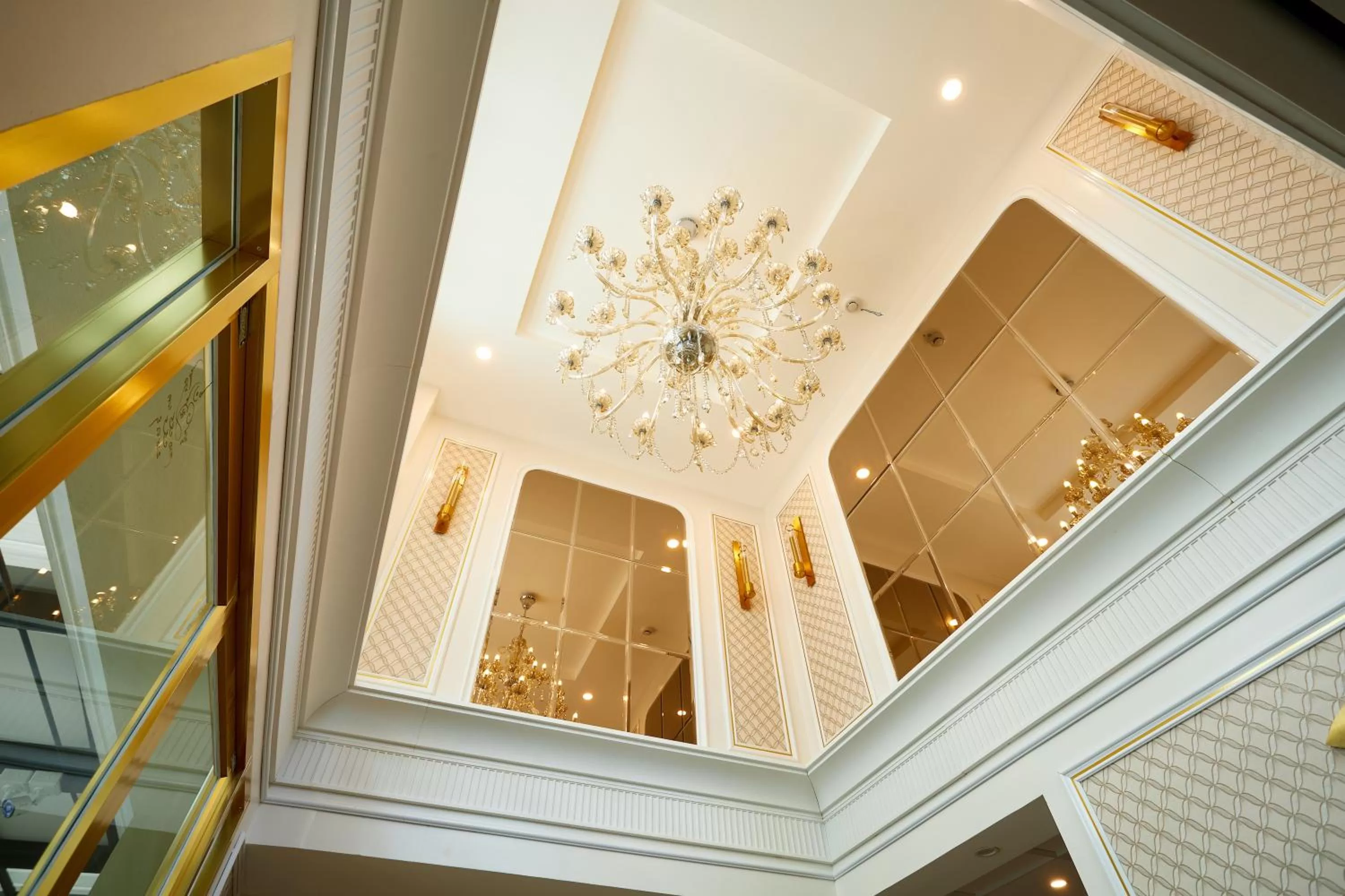 Lobby or reception in Rose Apple Hotel