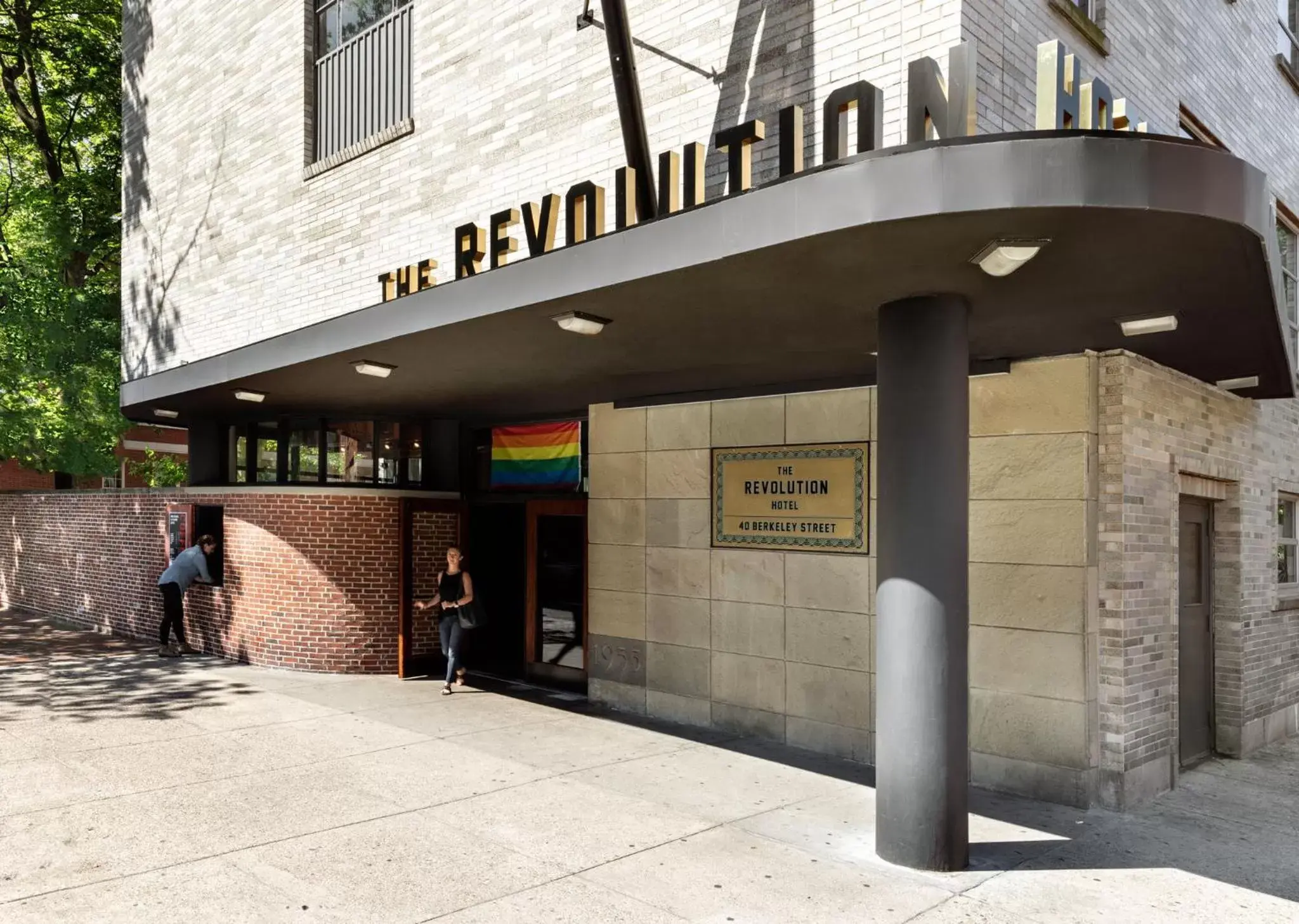 Facade/entrance in The Revolution Hotel