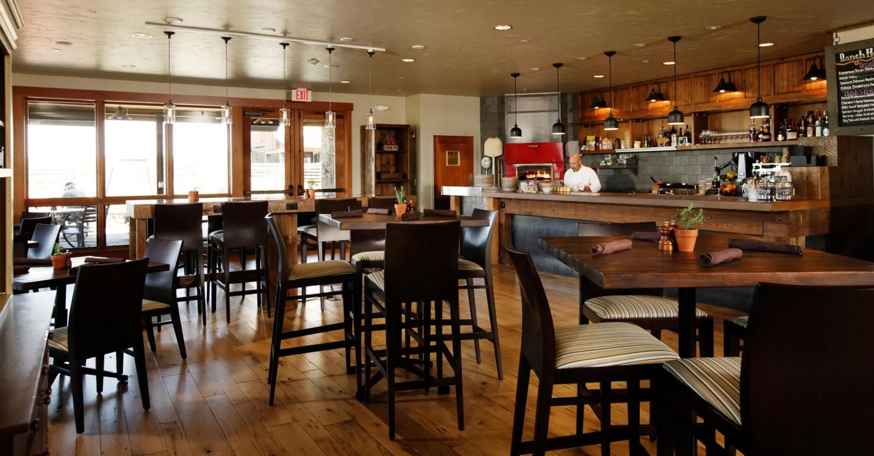 Lounge or bar, Restaurant/Places to Eat in Brasada Ranch