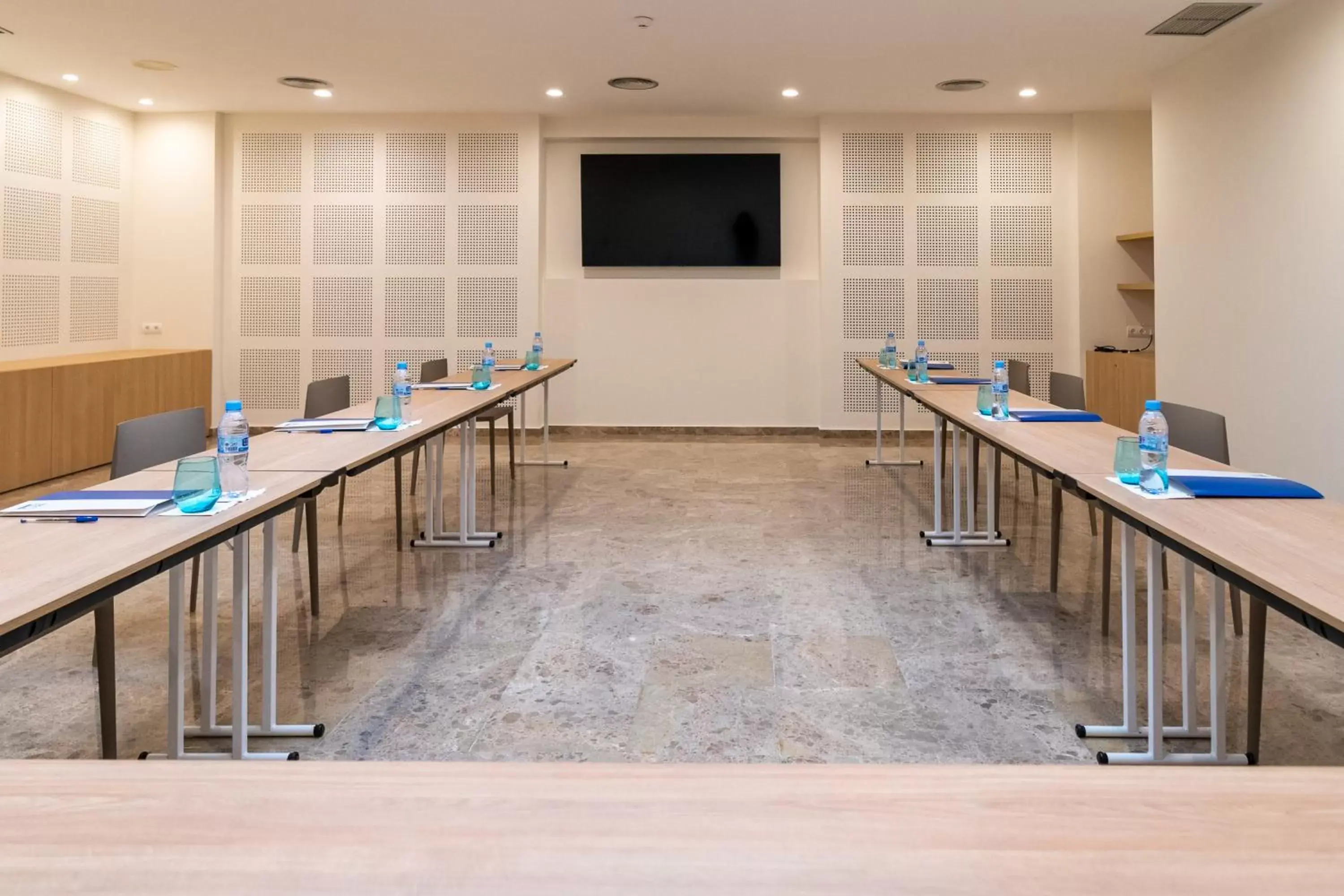 Meeting/conference room in Hotel Checkin Valencia Ciscar