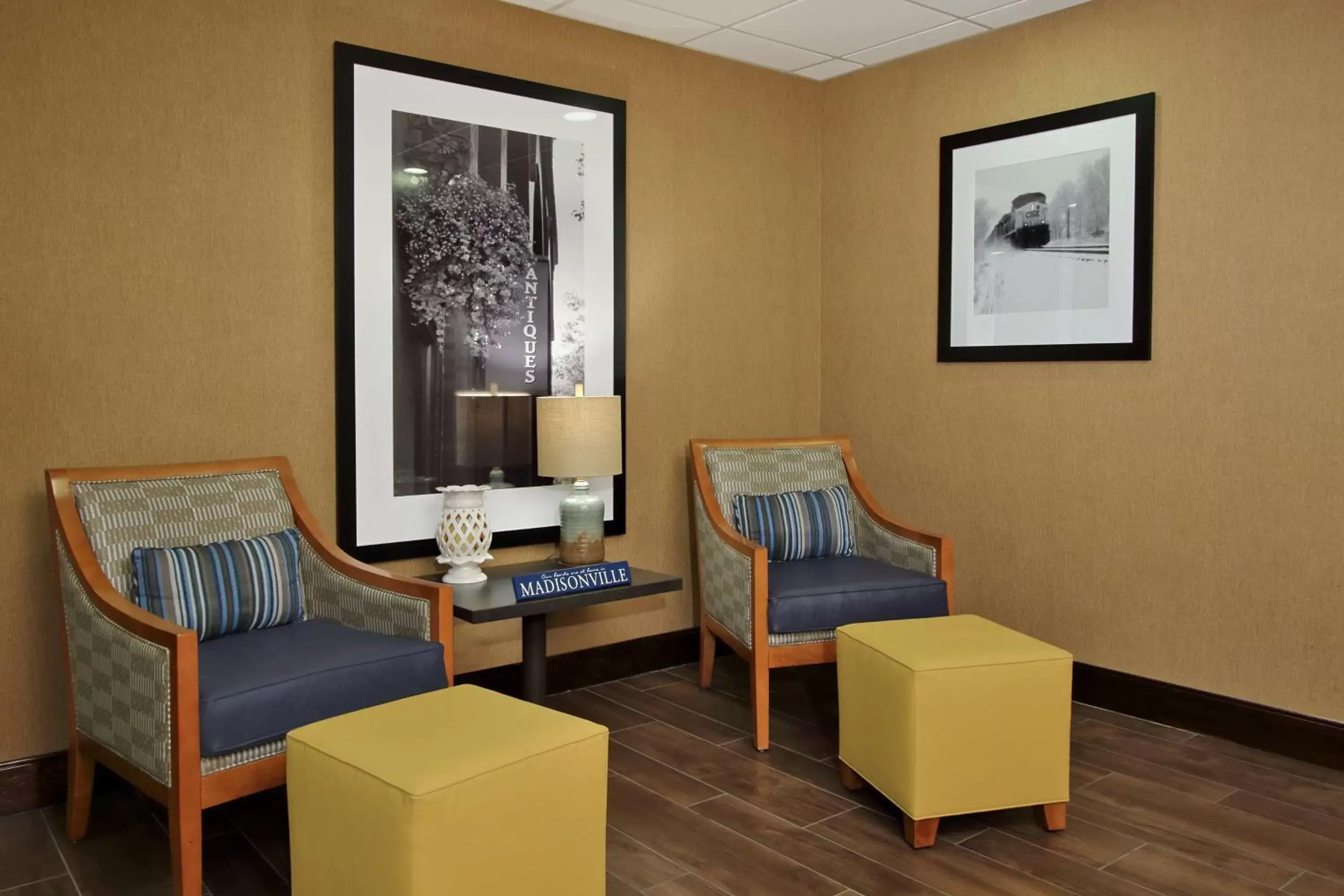 Lobby or reception in Hampton Inn & Suites Madisonville Lobby or reception in Hampton Inn & Suites Madisonville