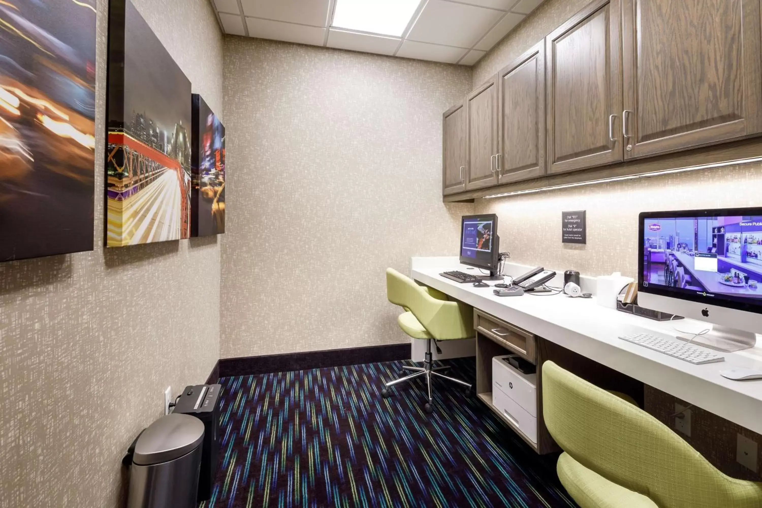 Business facilities in Hampton Inn By Hilton Paramus