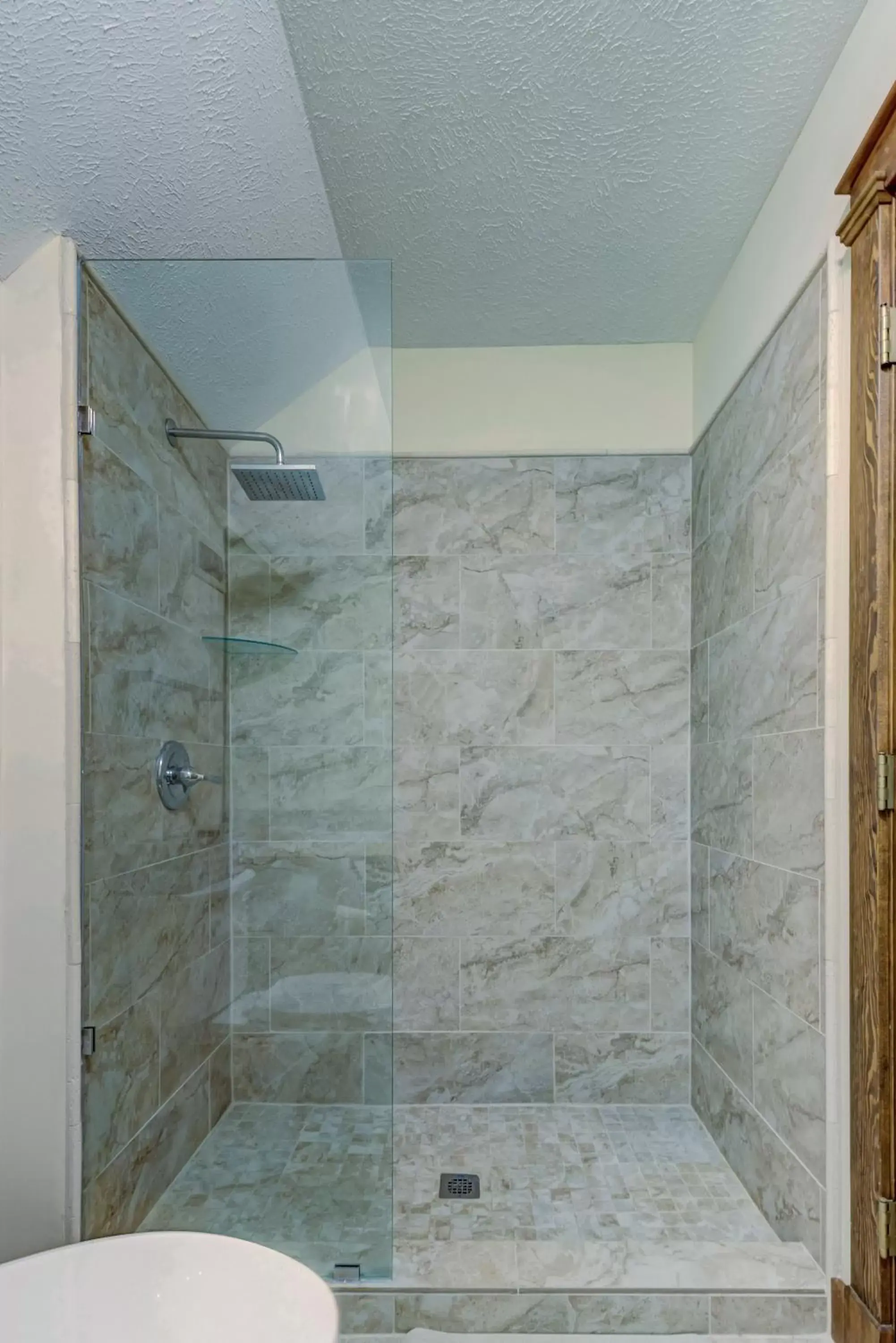 Shower, Bathroom in Halpino