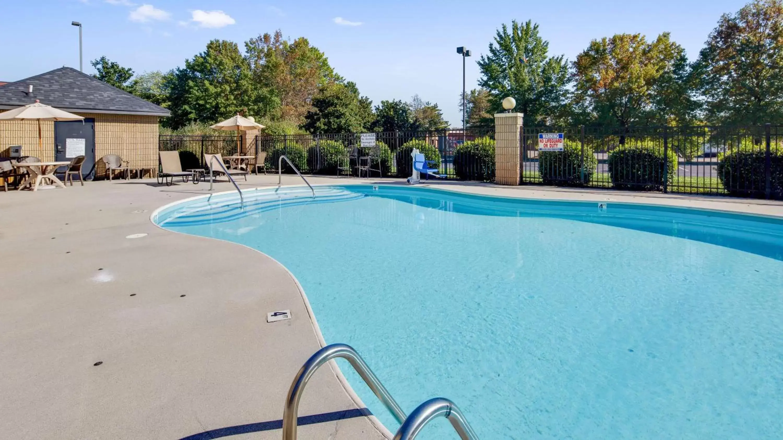 Activities, Swimming Pool in Best Western Plus Knoxville Cedar Bluff