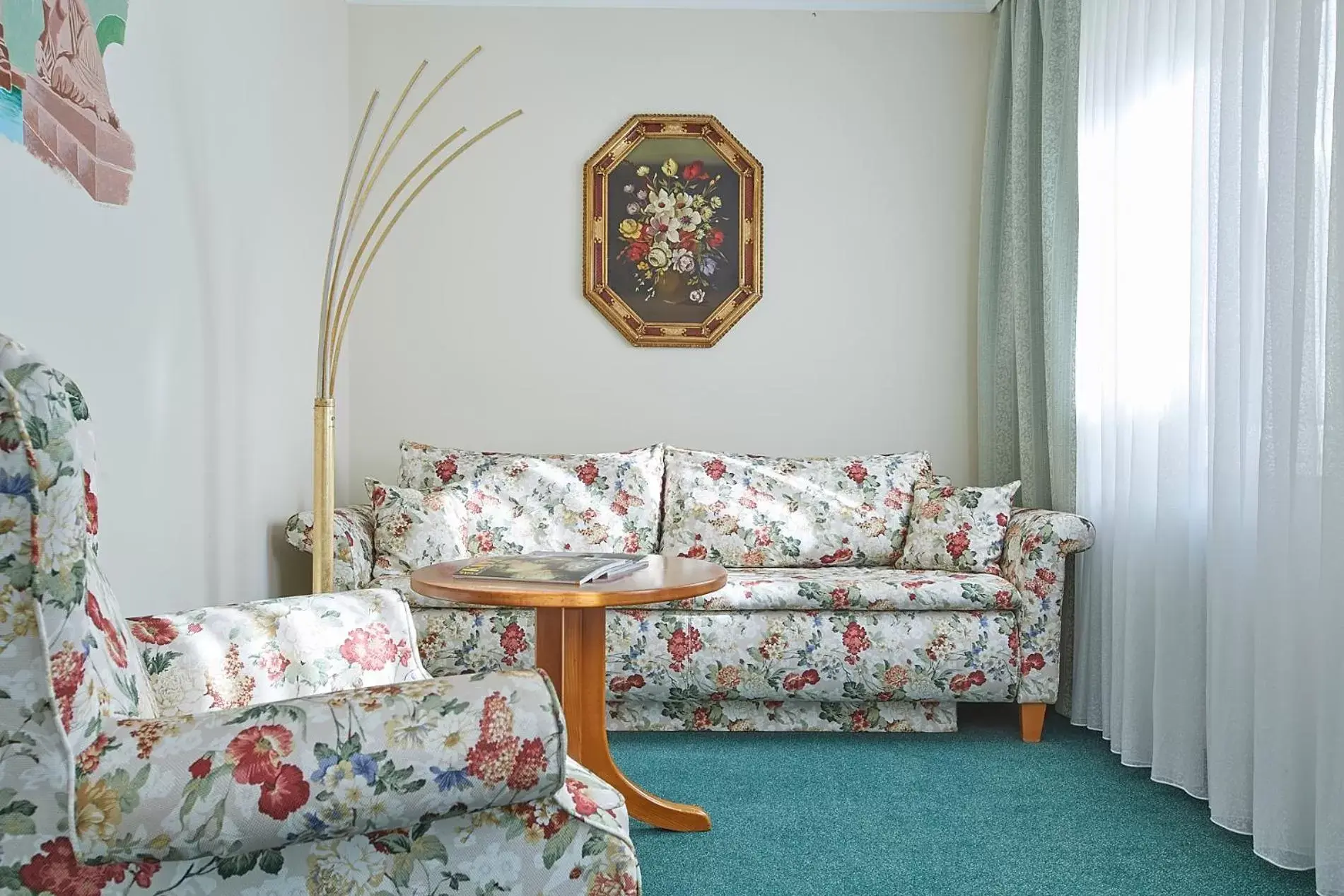 Photo of the whole room, Seating Area in Hotel Beek