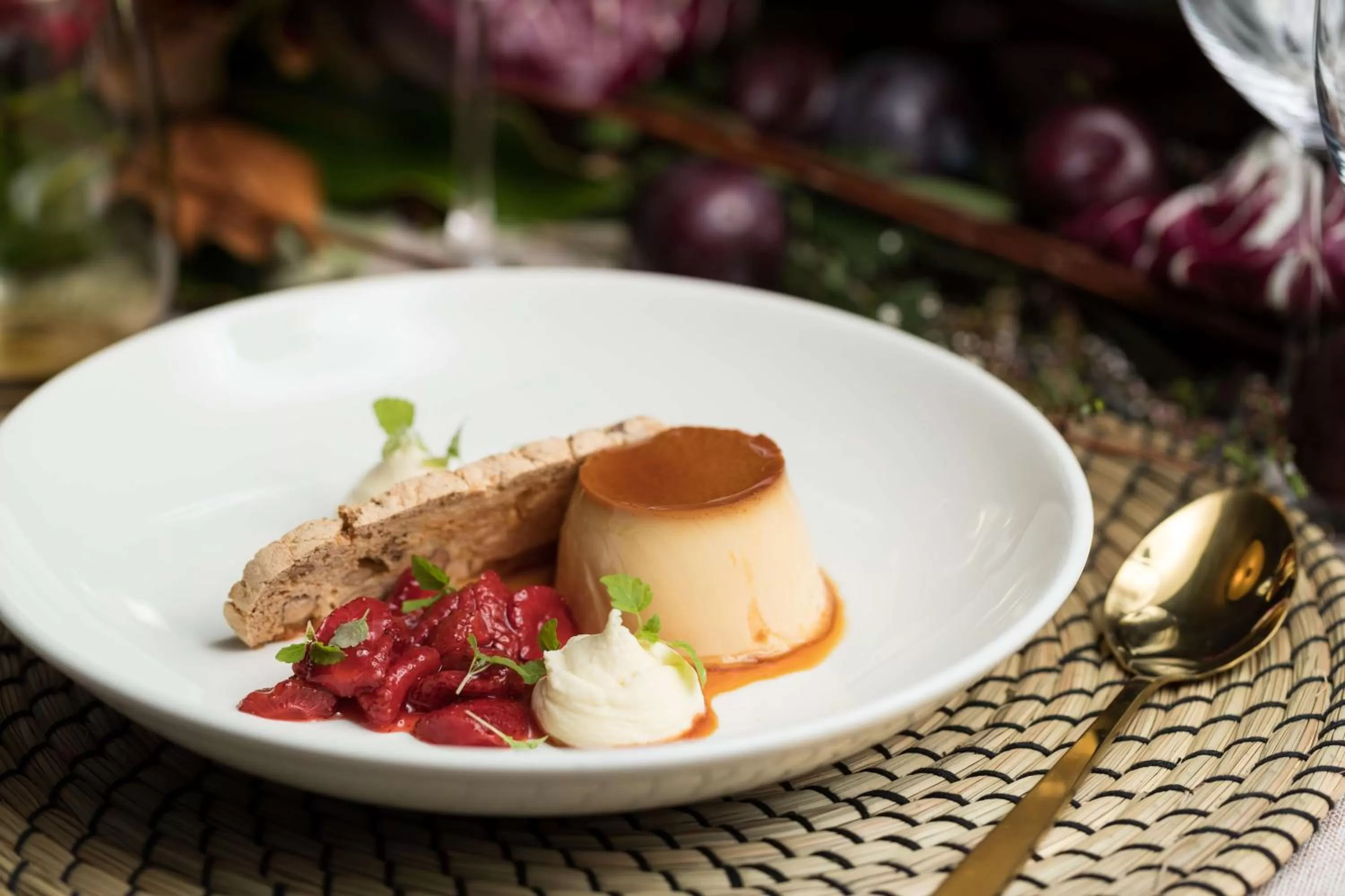 Restaurant/places to eat in Rydges Sydney Airport Hotel