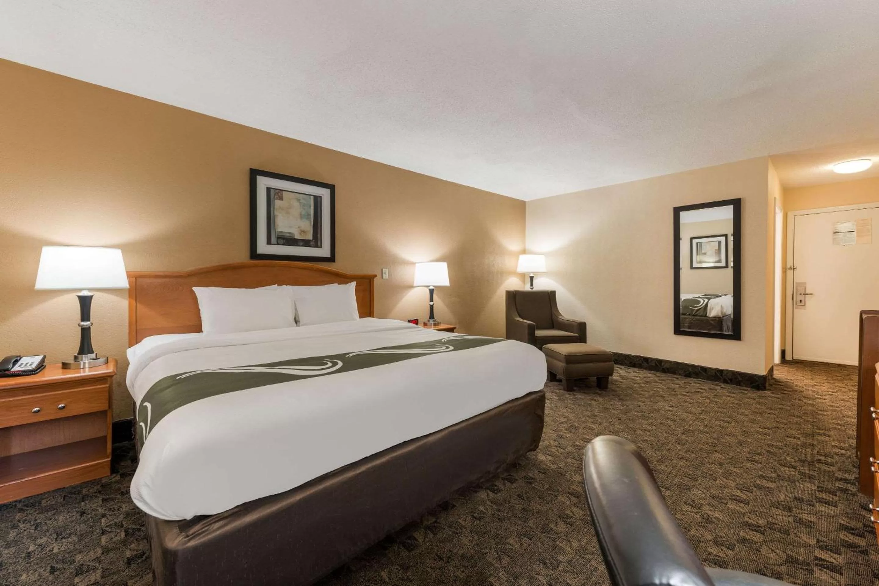 Photo of the whole room, Bed in Quality Inn & Suites Portage Central