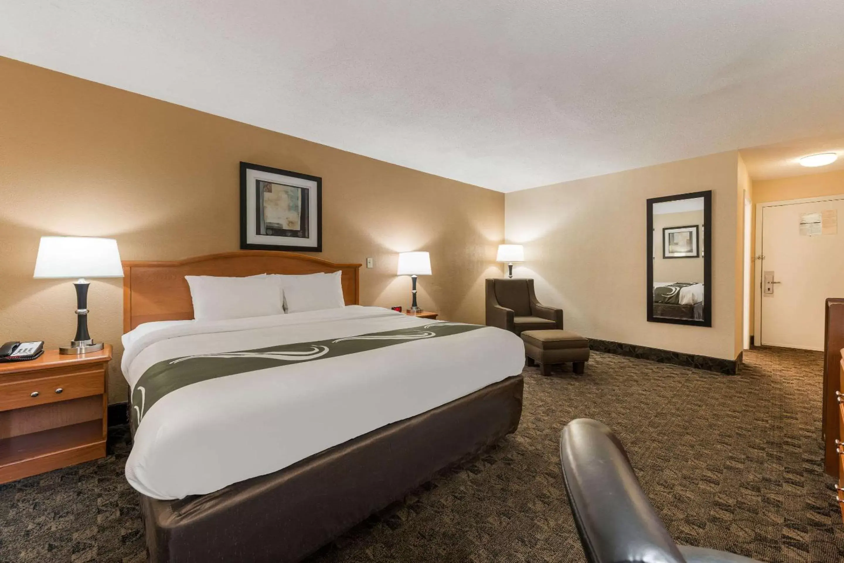 Photo of the whole room, Bed in Quality Inn & Suites