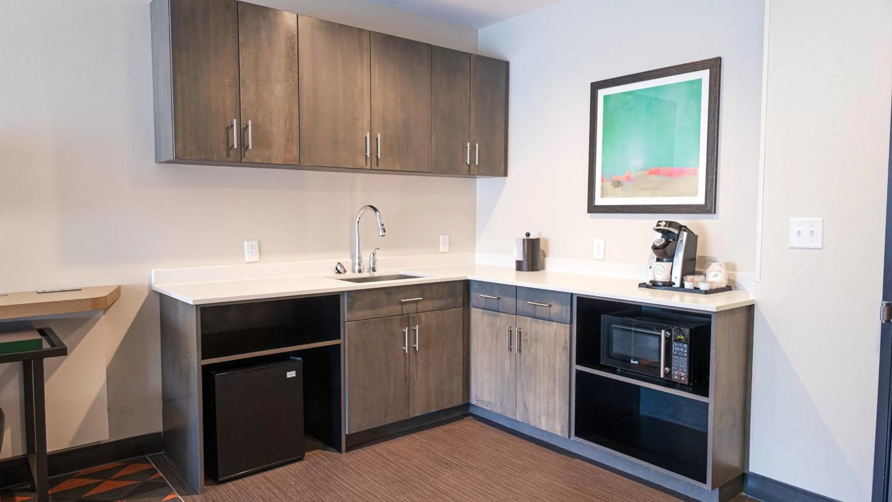 Photo of the whole room in Holiday Inn & Suites Philadelphia W - Drexel Hill by IHG