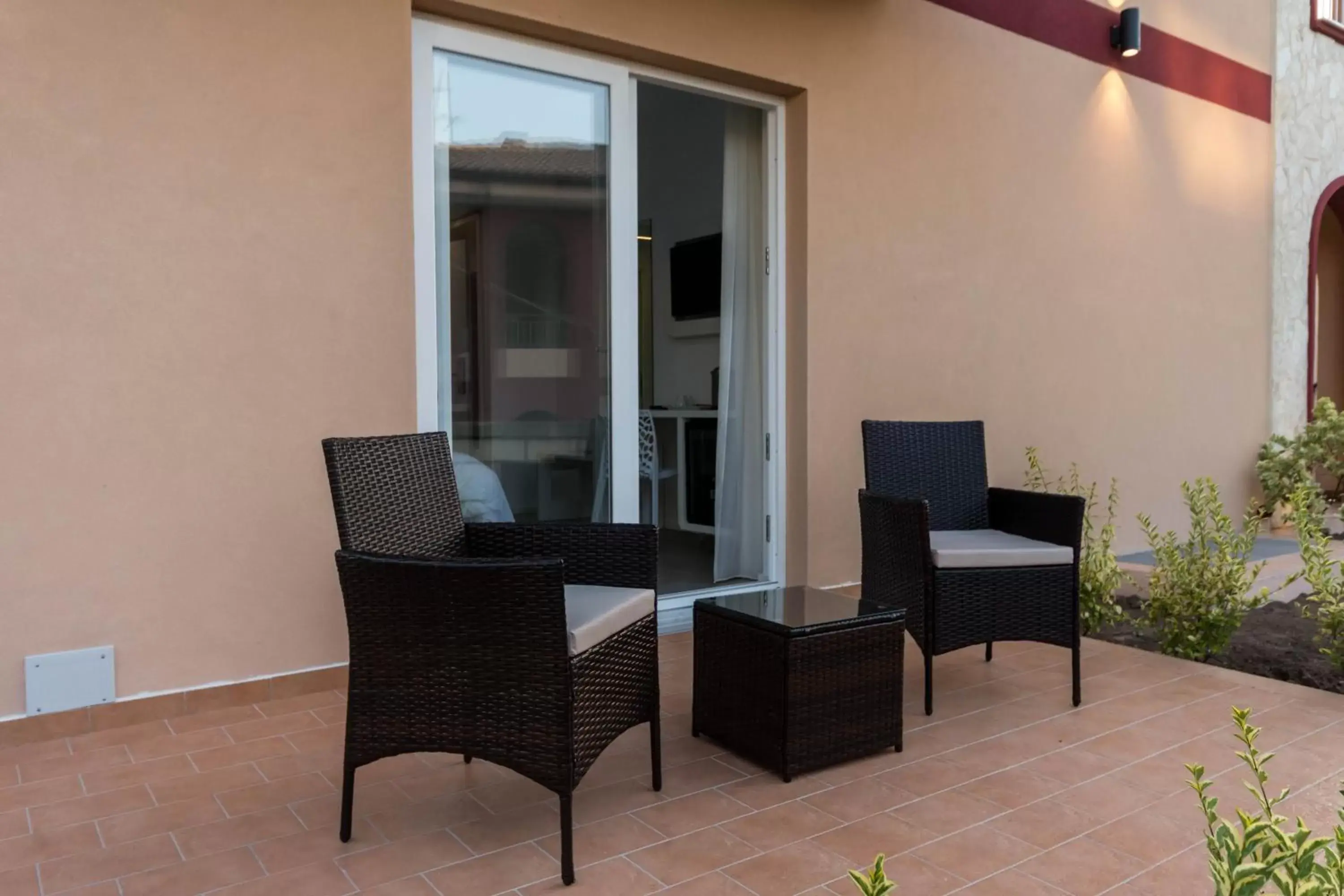 Patio/Outdoor Area in Aether Suites Tropea - Free Parking