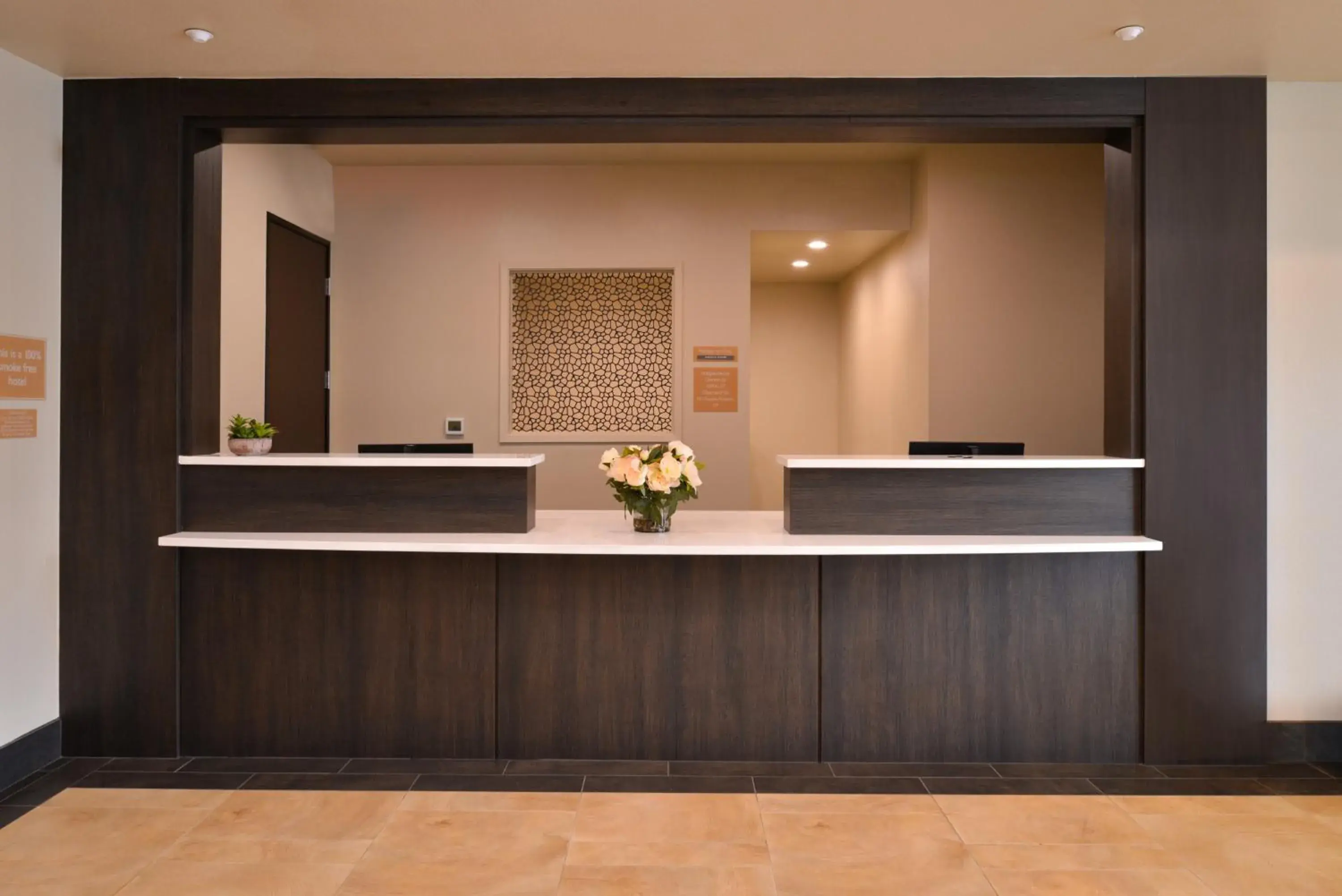 Lobby or reception in Candlewood Suites - Austin Airport by IHG Lobby or reception in Candlewood Suites - Austin Airport by IHG
