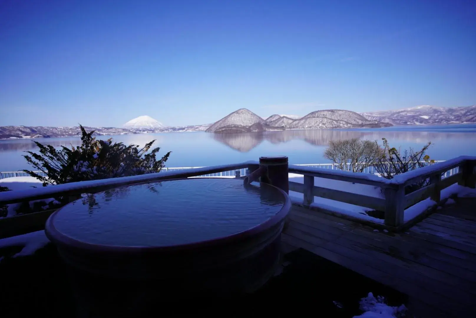 Hot Spring Bath in Toya Kohantei Hotel