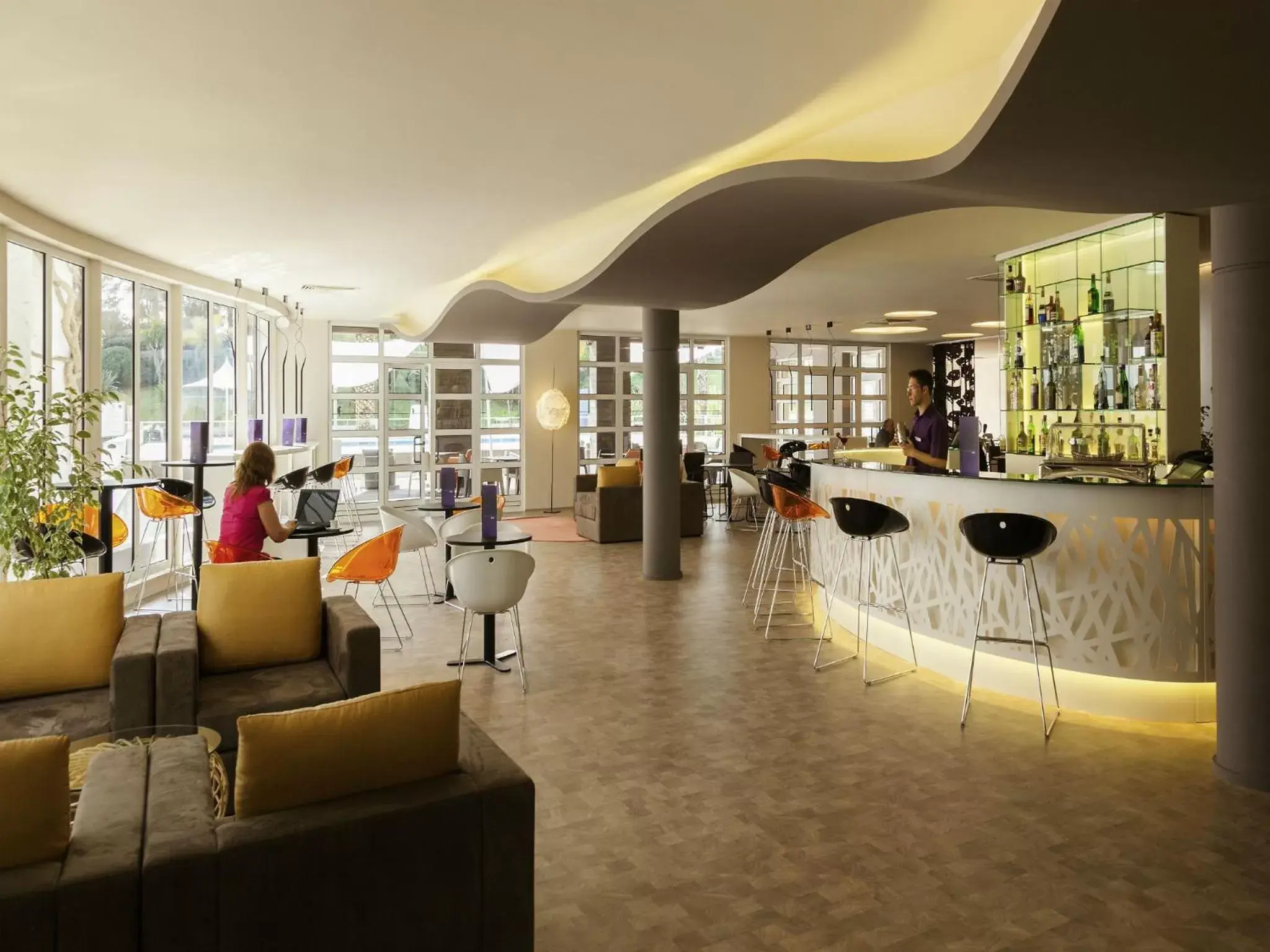 Lounge or bar, Lounge/Bar in Novotel Setubal