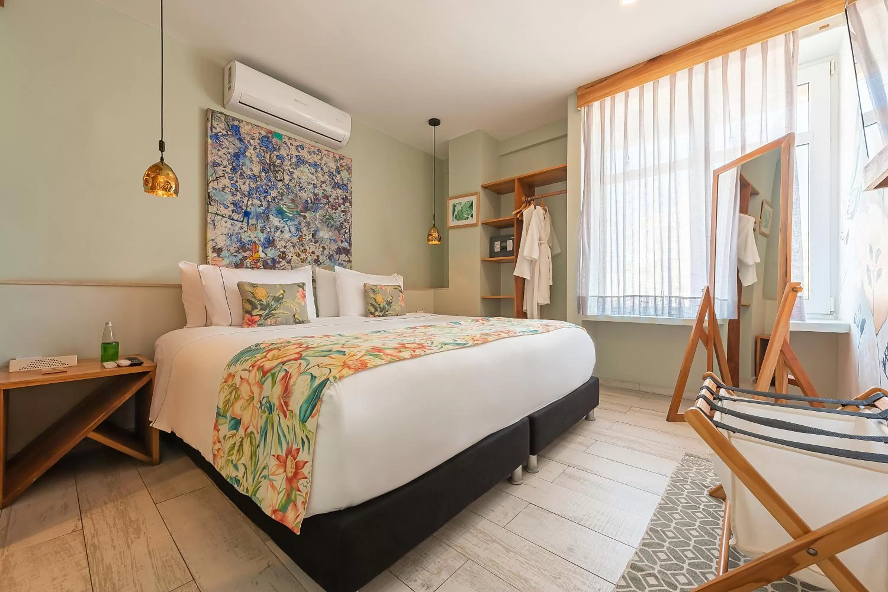 Bedroom, Bed in Townhouse Boutique Hotel