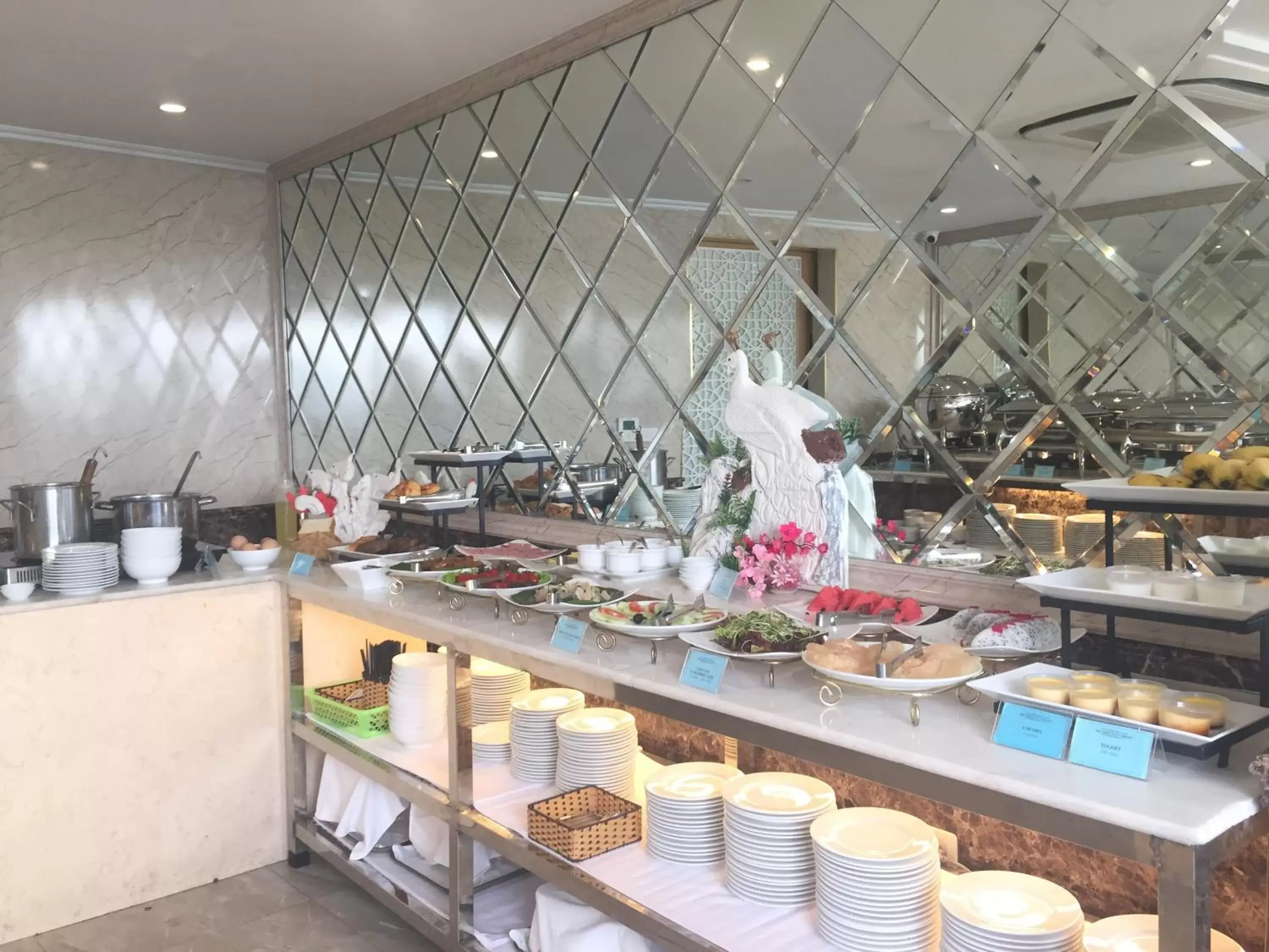 Breakfast, Food in Silk Queen Hotel Breakfast, Food in Silk Queen Hotel