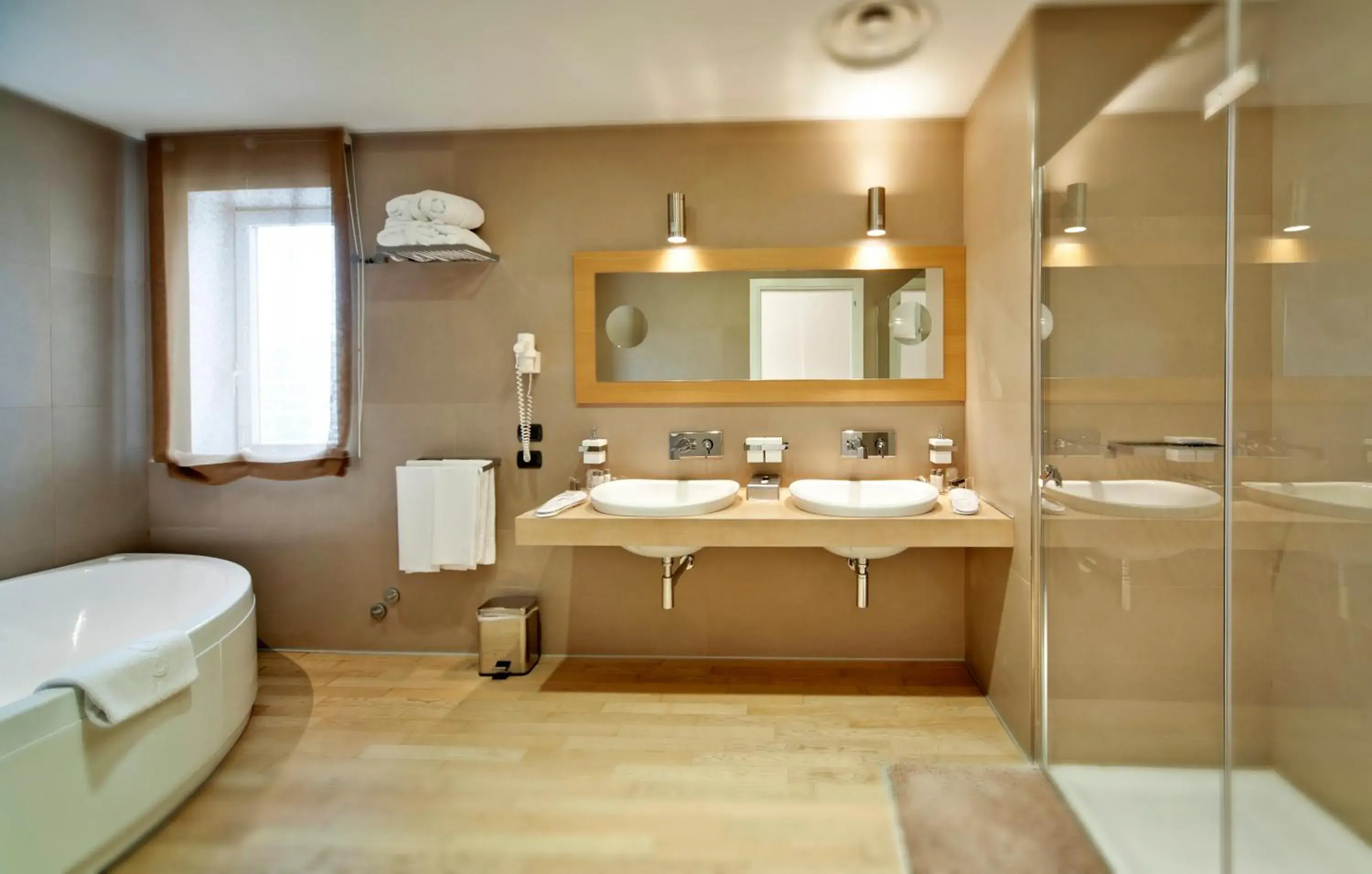 Bathroom in Mediterraneo Palace Hotel