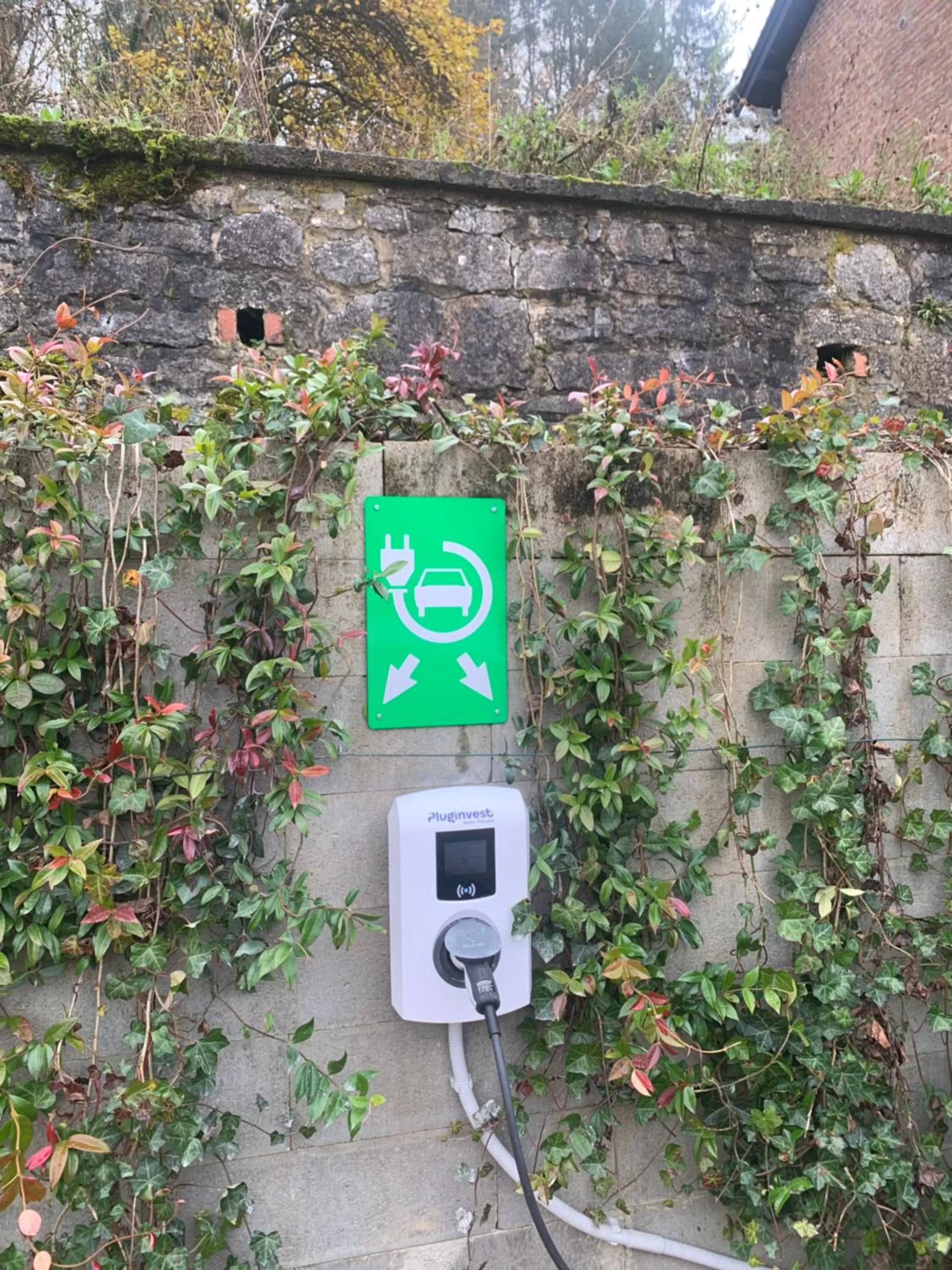 Parking in Les Terrasses des Falizes B&B