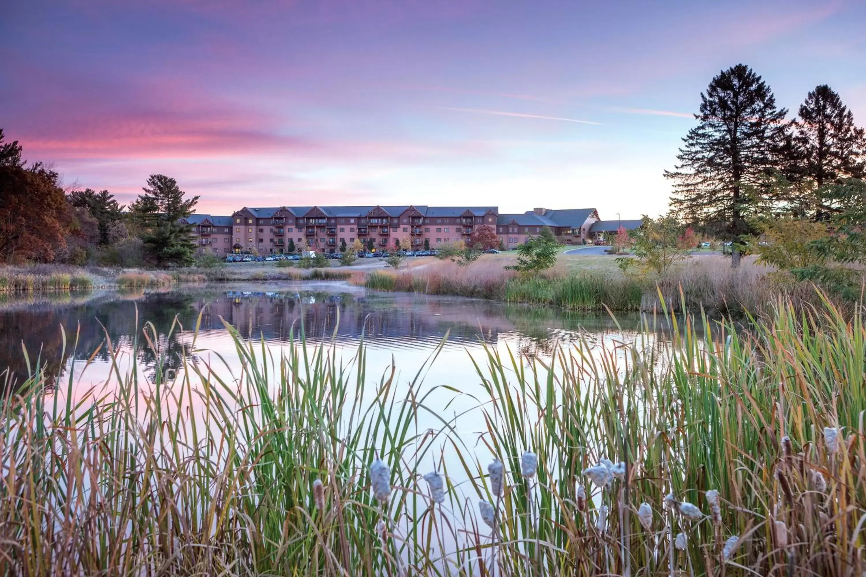 Property building in Club Wyndham Glacier Canyon