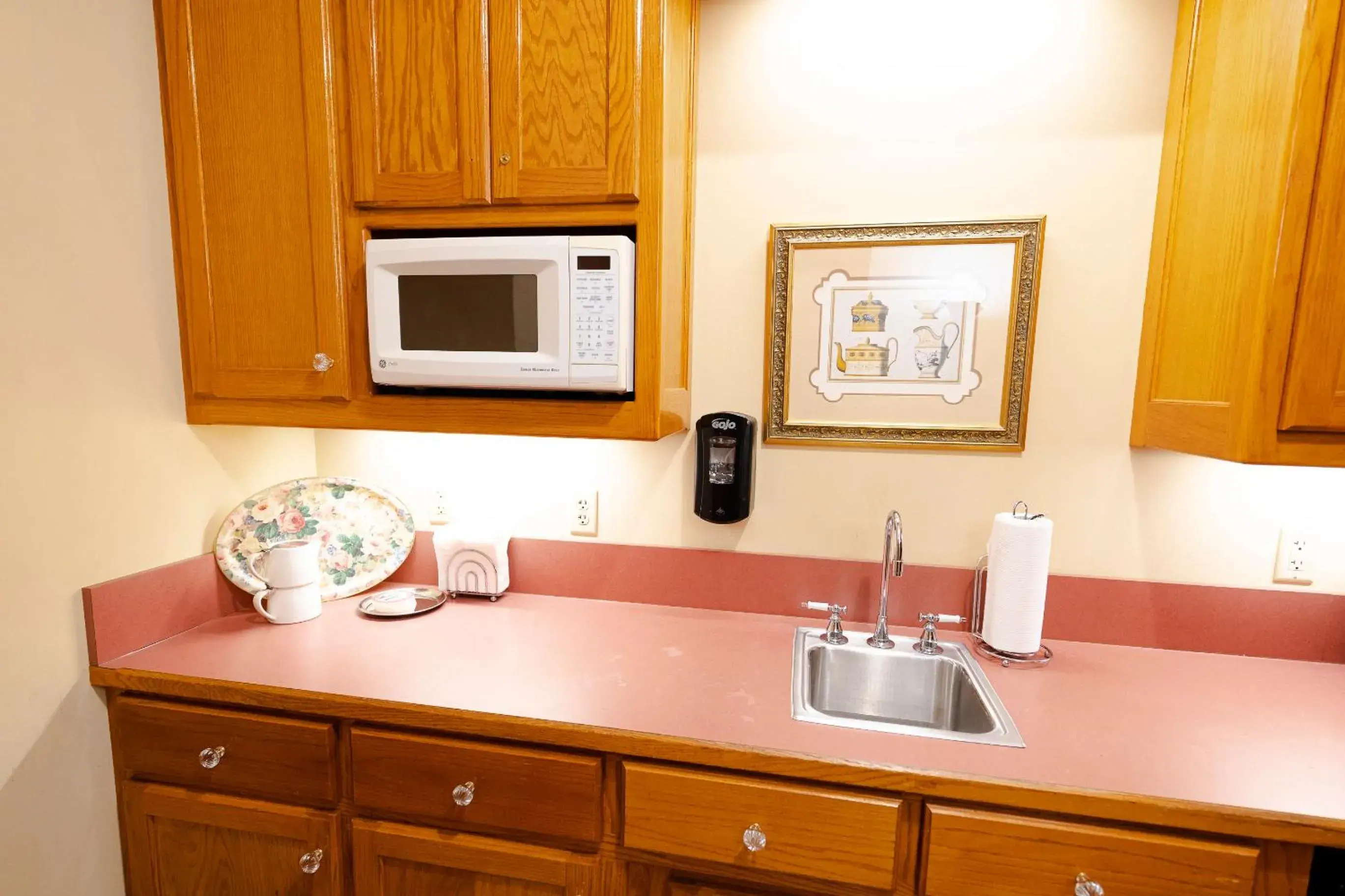 Other, Kitchen/Kitchenette in Captain Henderson House