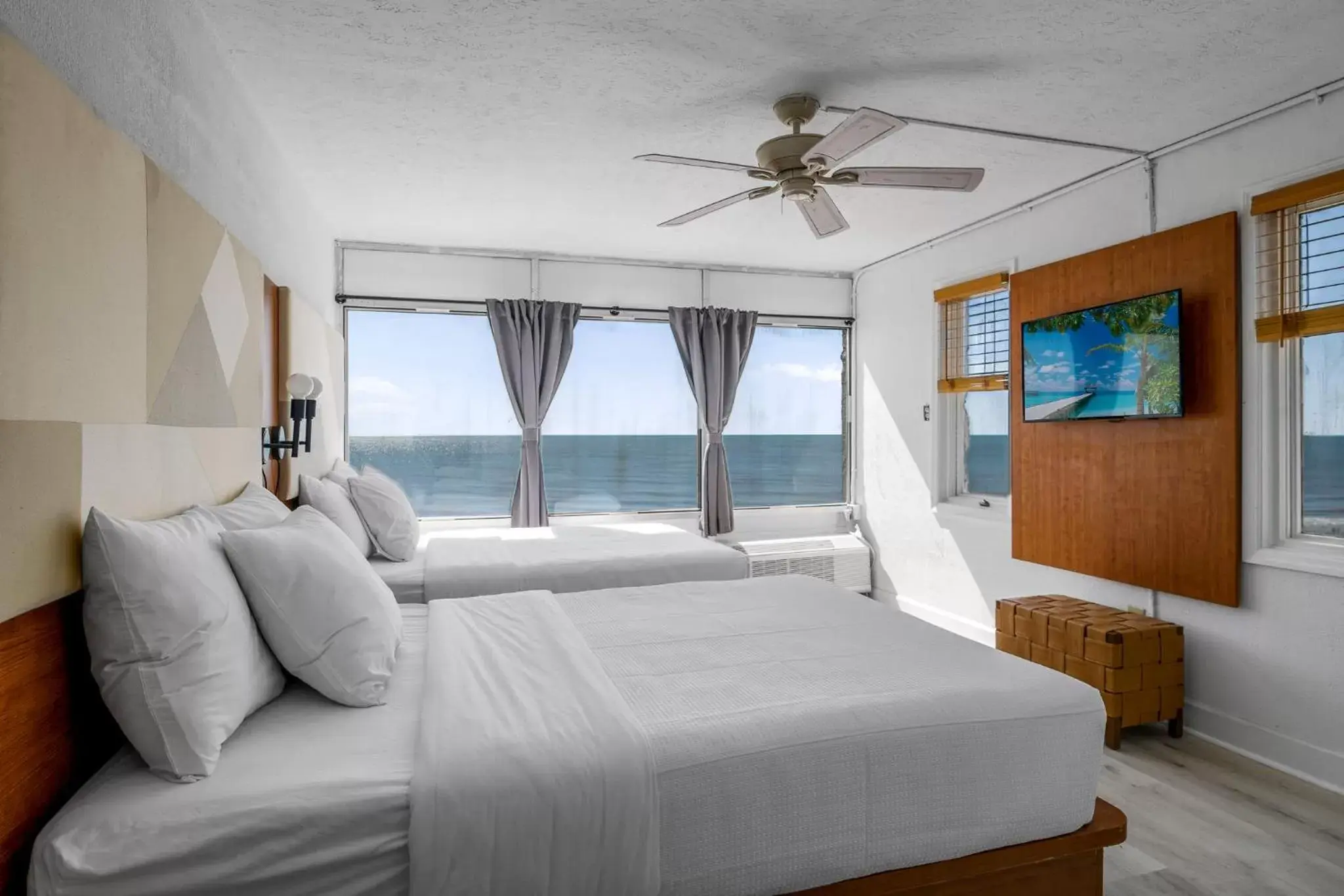 Bedroom, Bed in The Beverley Beach House Bedroom, Bed in The Beverley Beach House