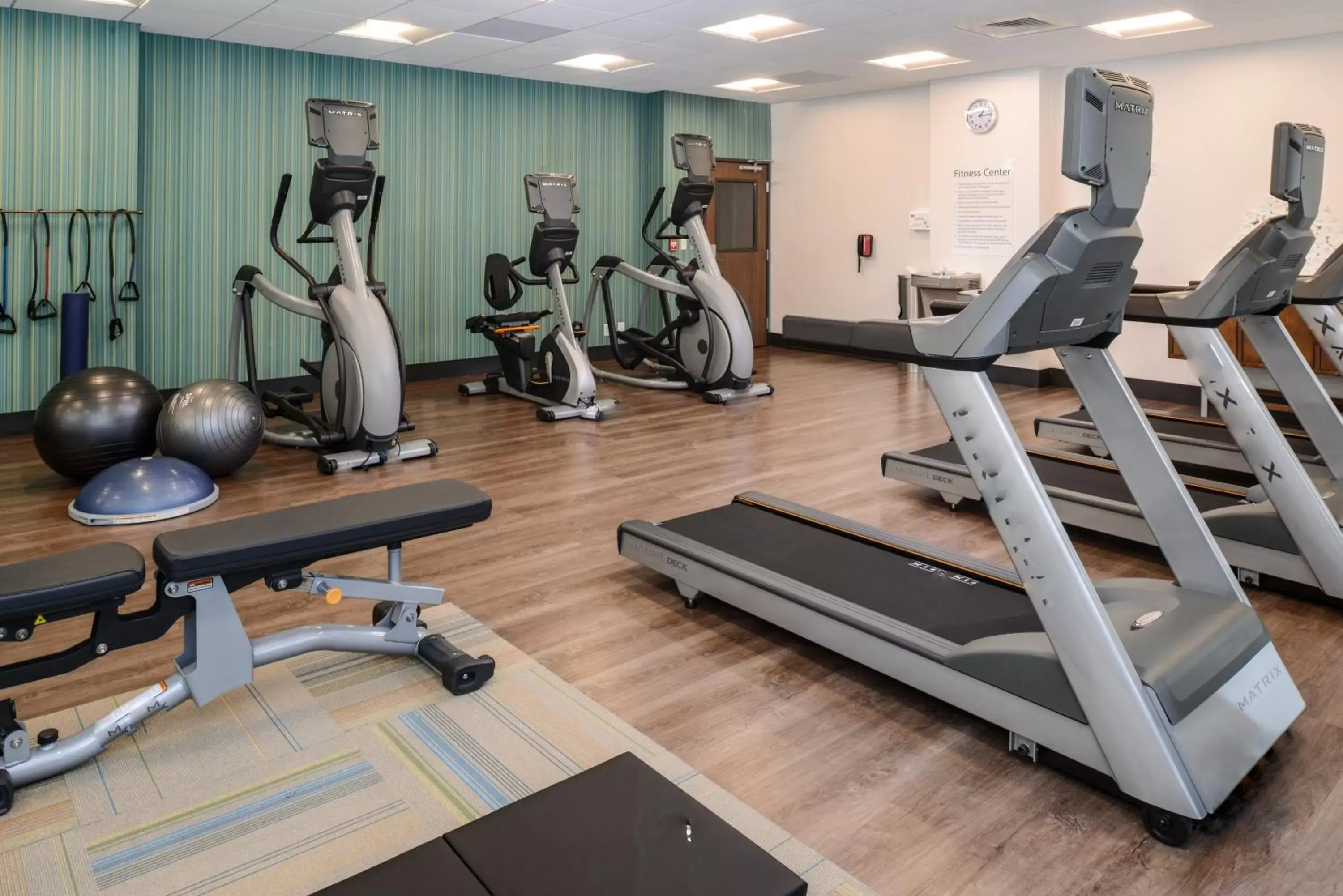 Fitness centre/facilities in Holiday Inn Express & Suites Alachua - Gainesville Area by IHG Fitness centre/facilities in Holiday Inn Express & Suites Alachua - Gainesville Area by IHG