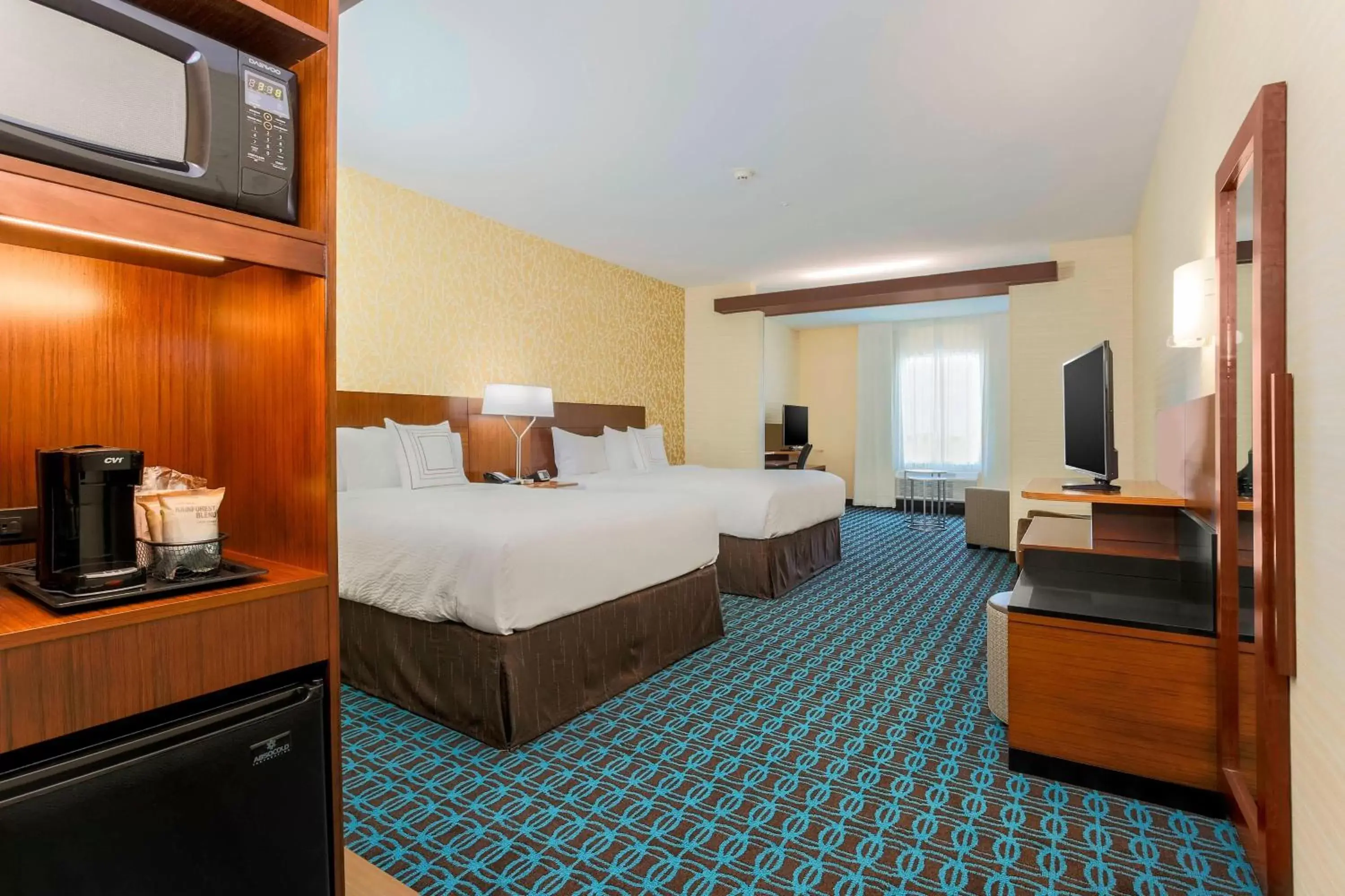 Bedroom, Bed in Fairfield Inn & Suites by Marriott Decatur at Decatur Conference Center