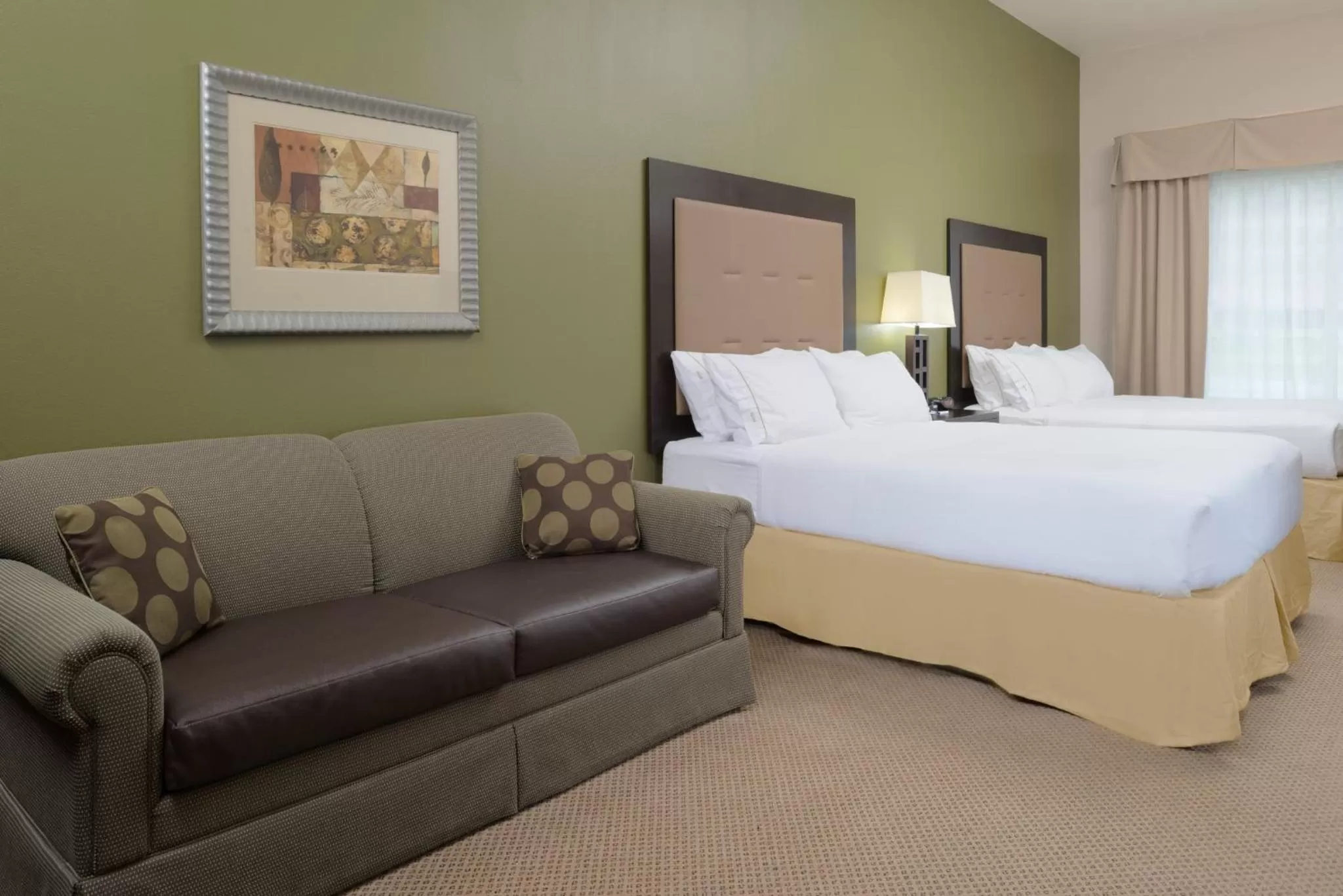 Photo of the whole room, Bed in Holiday Inn Express Hotel & Suites North Sequim by IHG