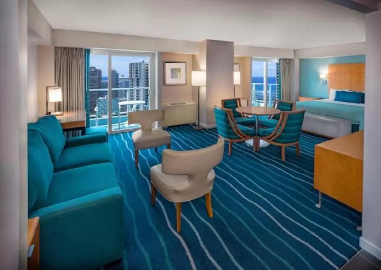 Living room, Seating Area in Ala Moana Hotel - Resort Fee Included