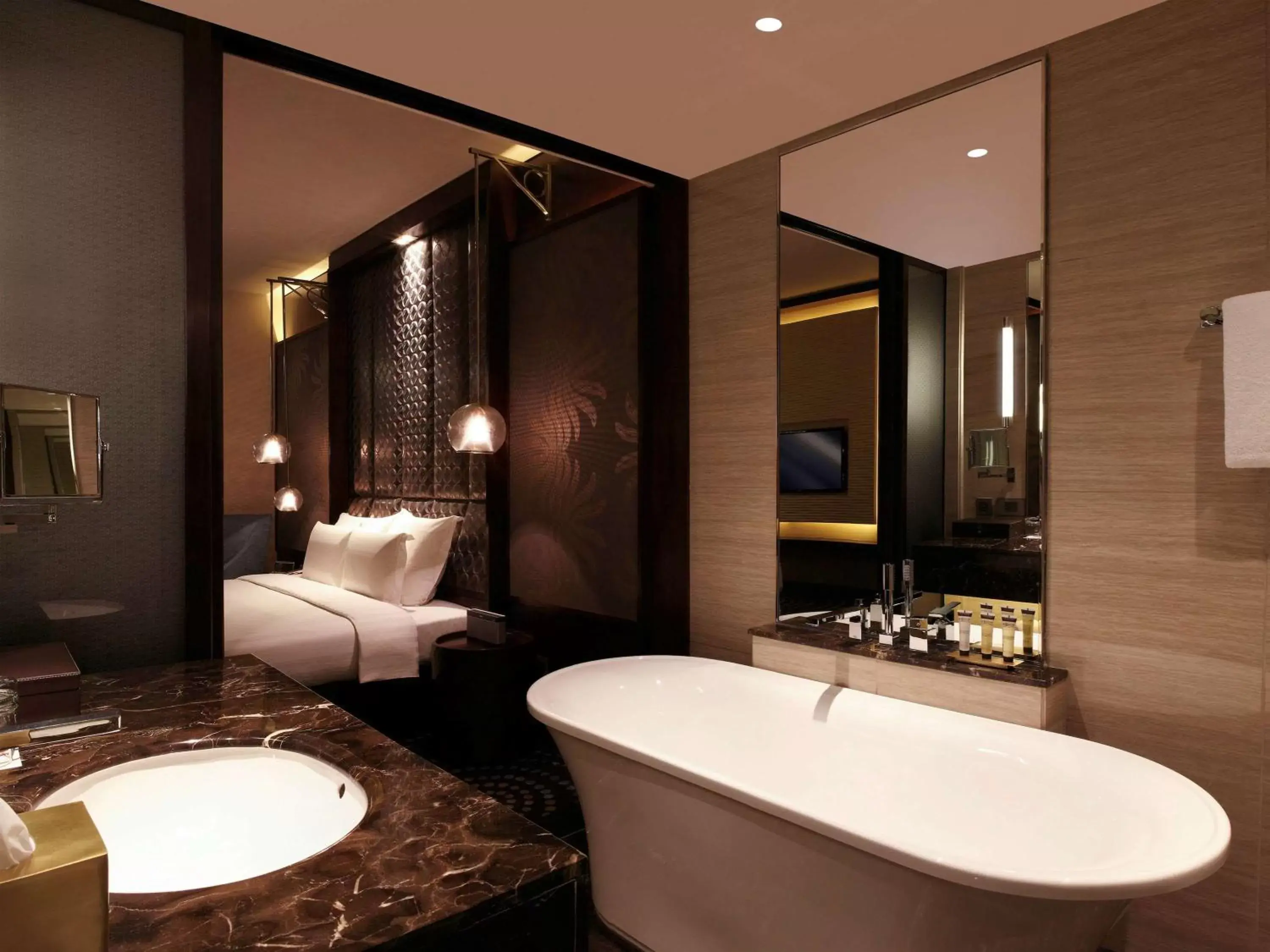 Photo of the whole room, Bathroom in Pullman New Delhi Aerocity- International Airport