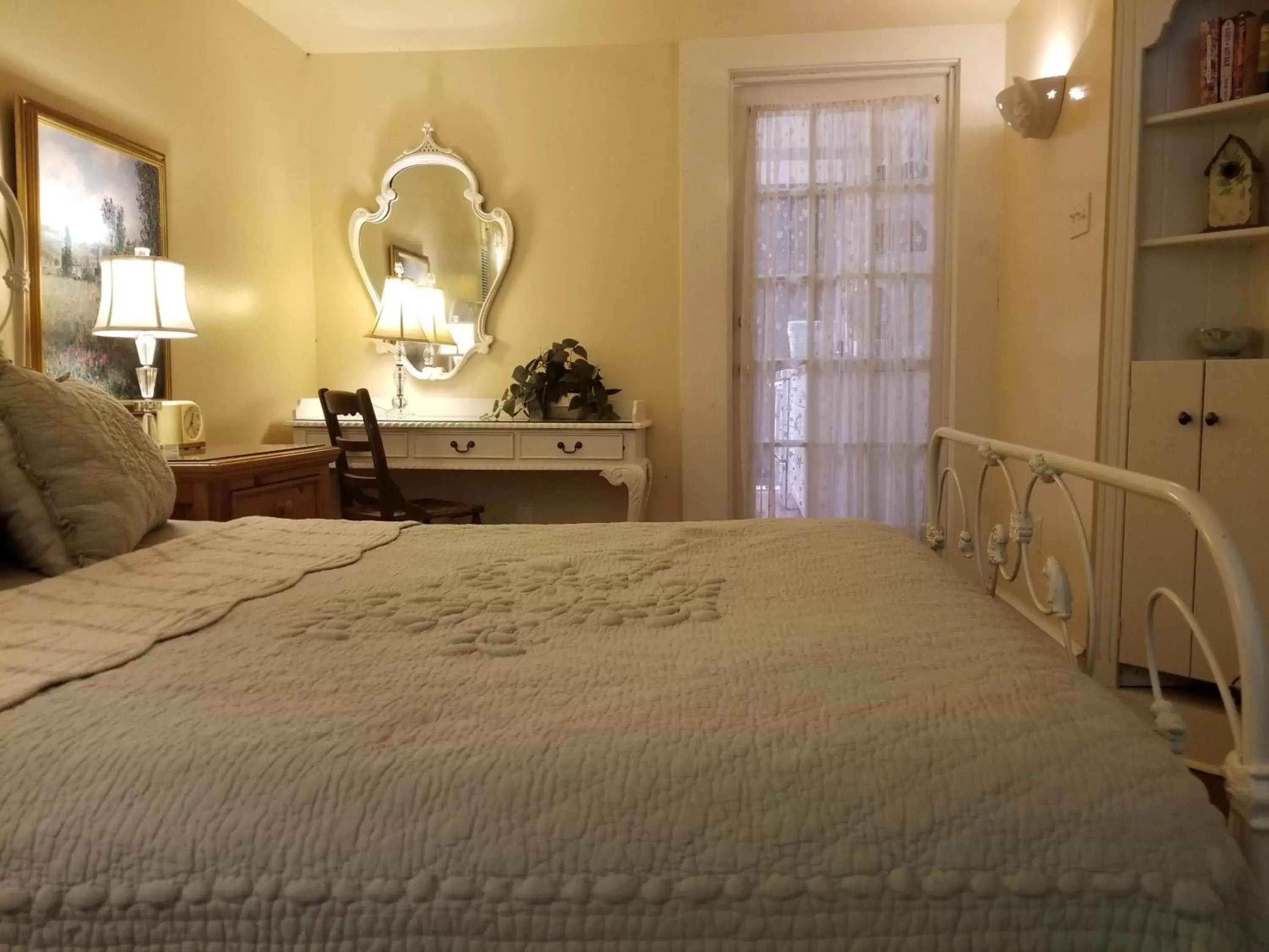 Bedroom, Bed in Rosemont B&B Cottages