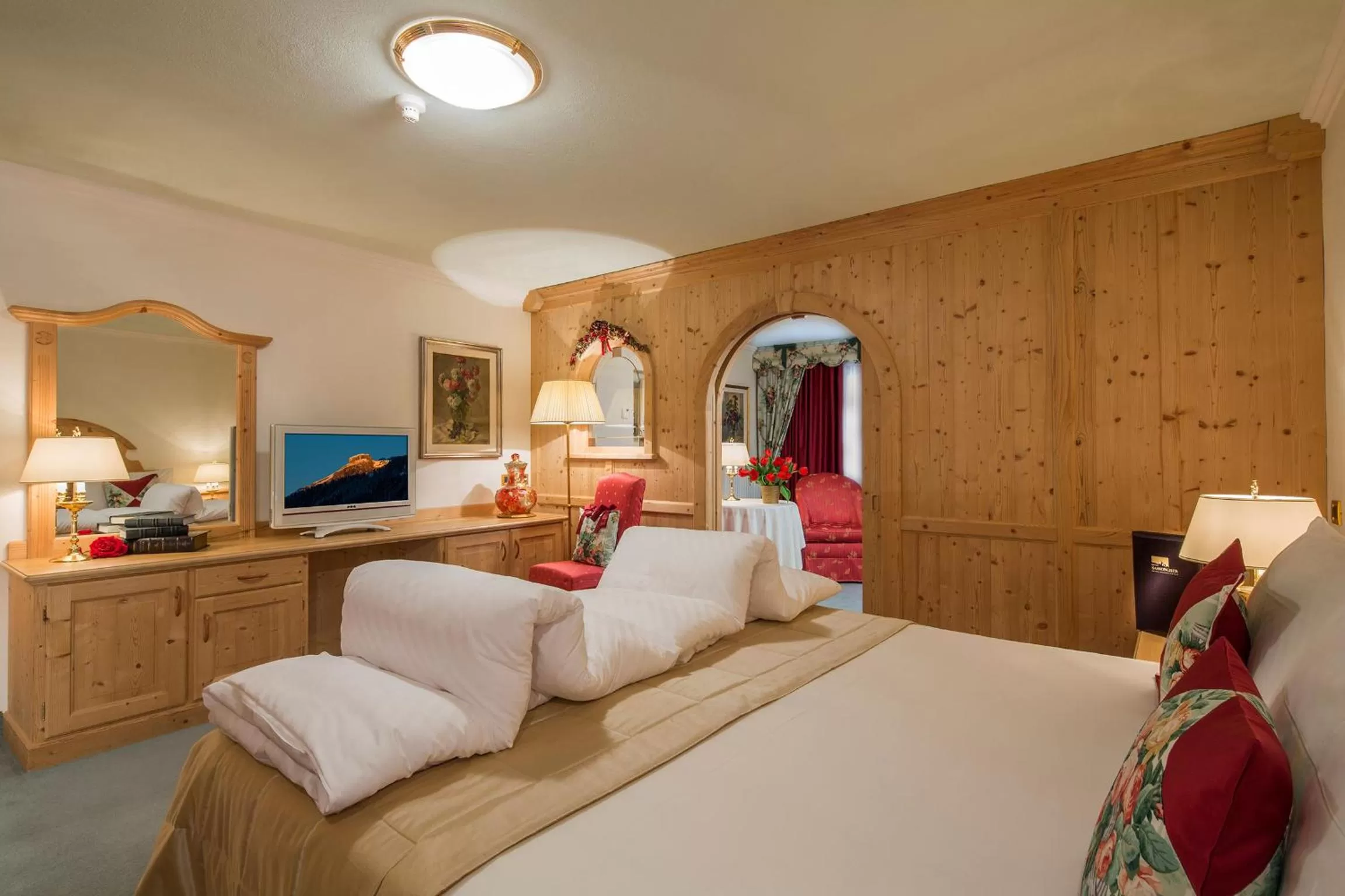 Photo of the whole room, Bed in Hotel Sassongher