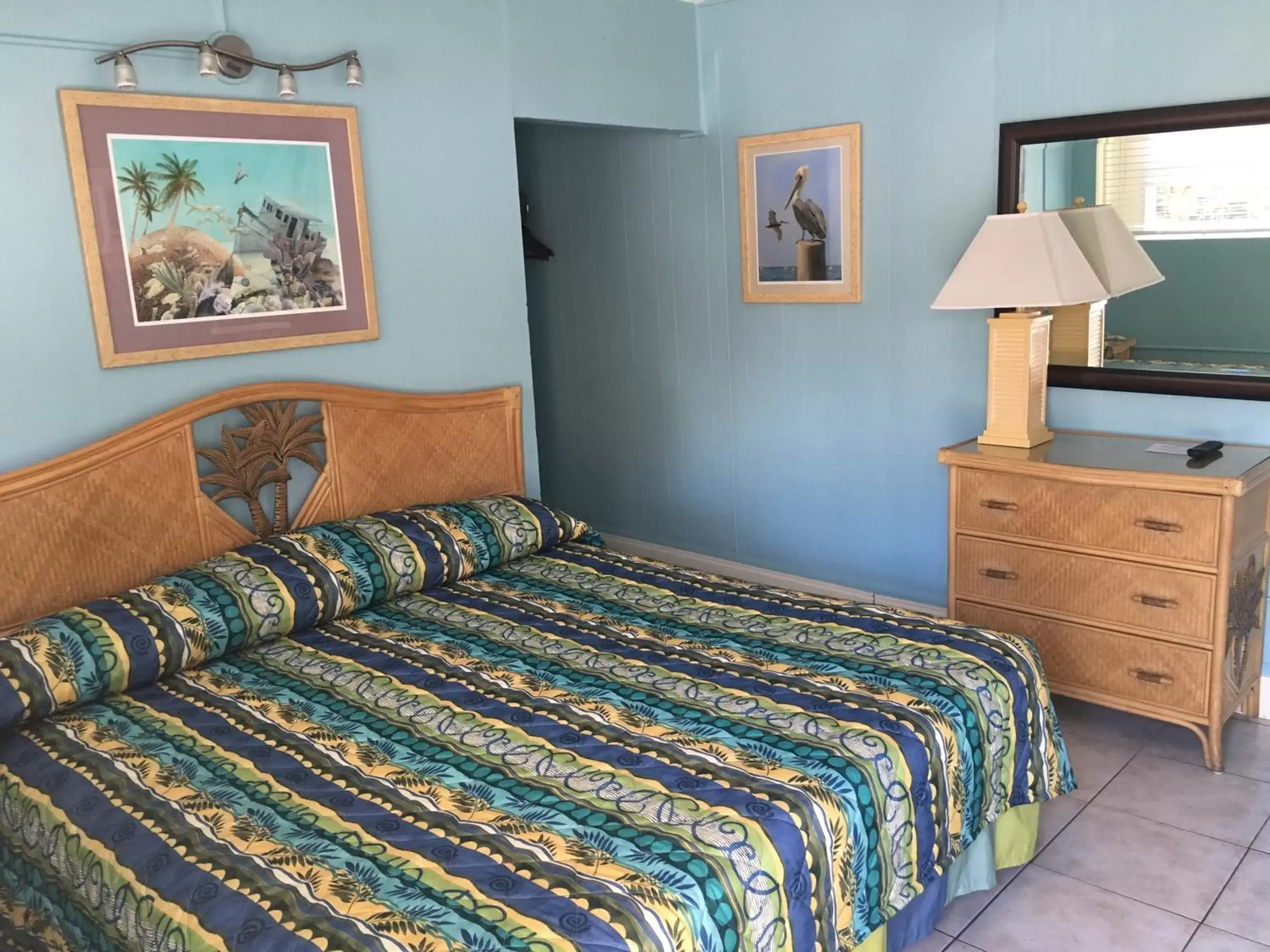 Bed in Sea Dell Motel - Marathon