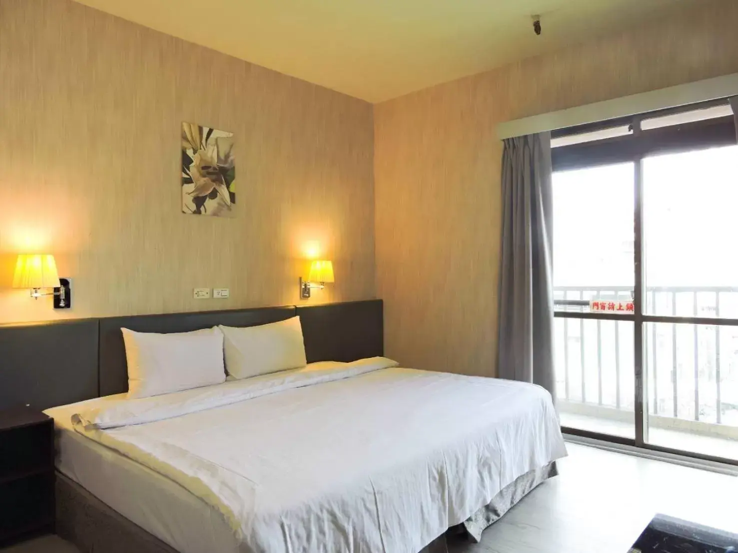 Double Room with Balcony in Walker Hotel - Chenggong Double Room with Balcony in Walker Hotel - Chenggong