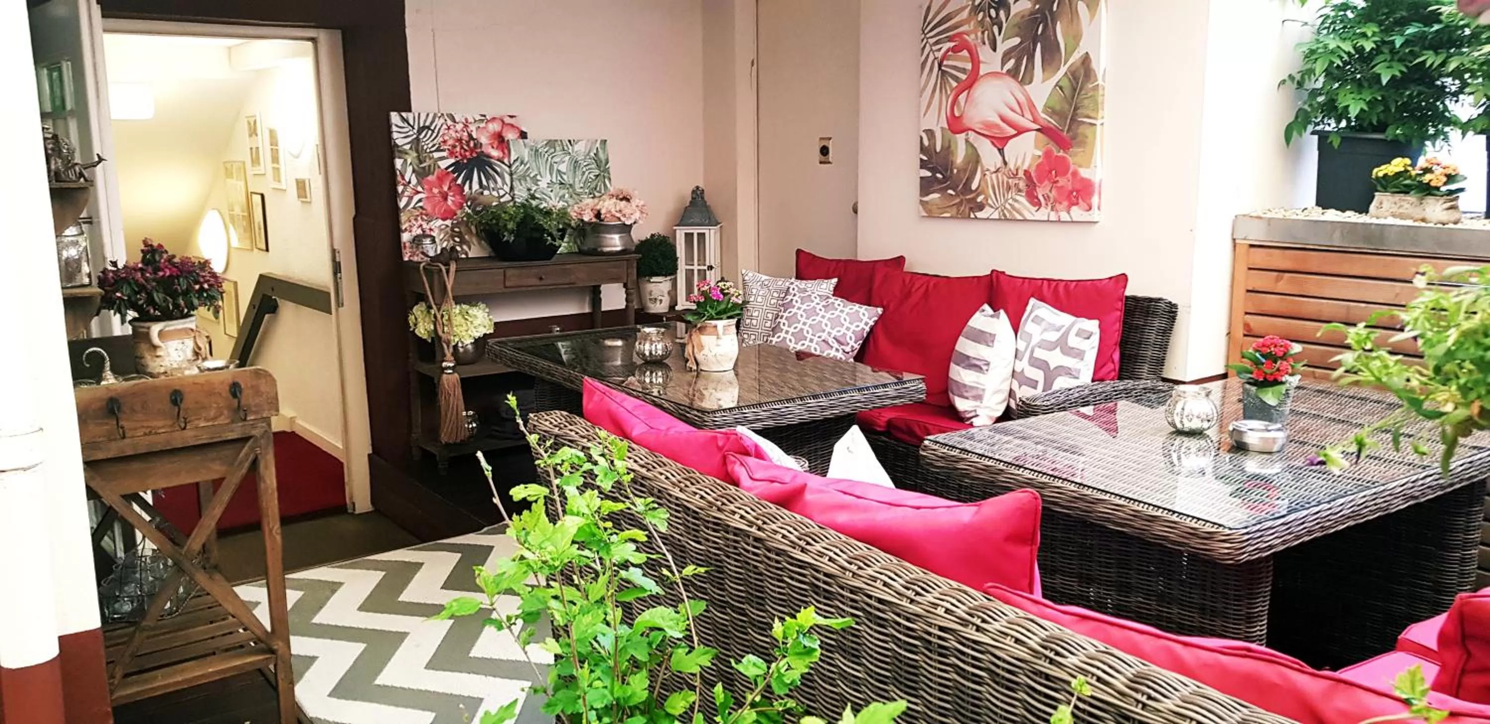 Seating area in Hotel Bayrischer Hof