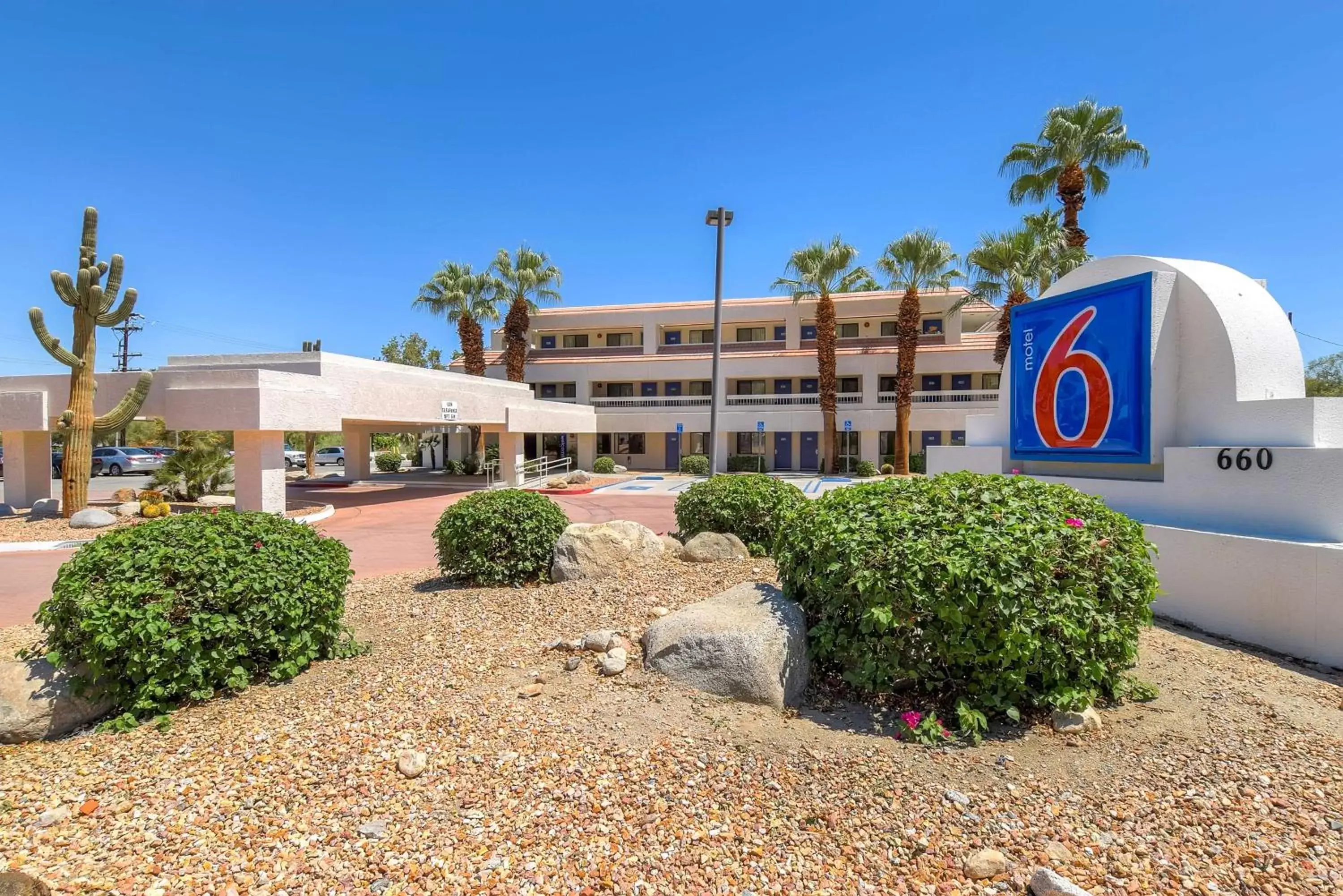 Property building in Motel 6-Palm Springs, CA - Downtown Property building in Motel 6-Palm Springs, CA - Downtown