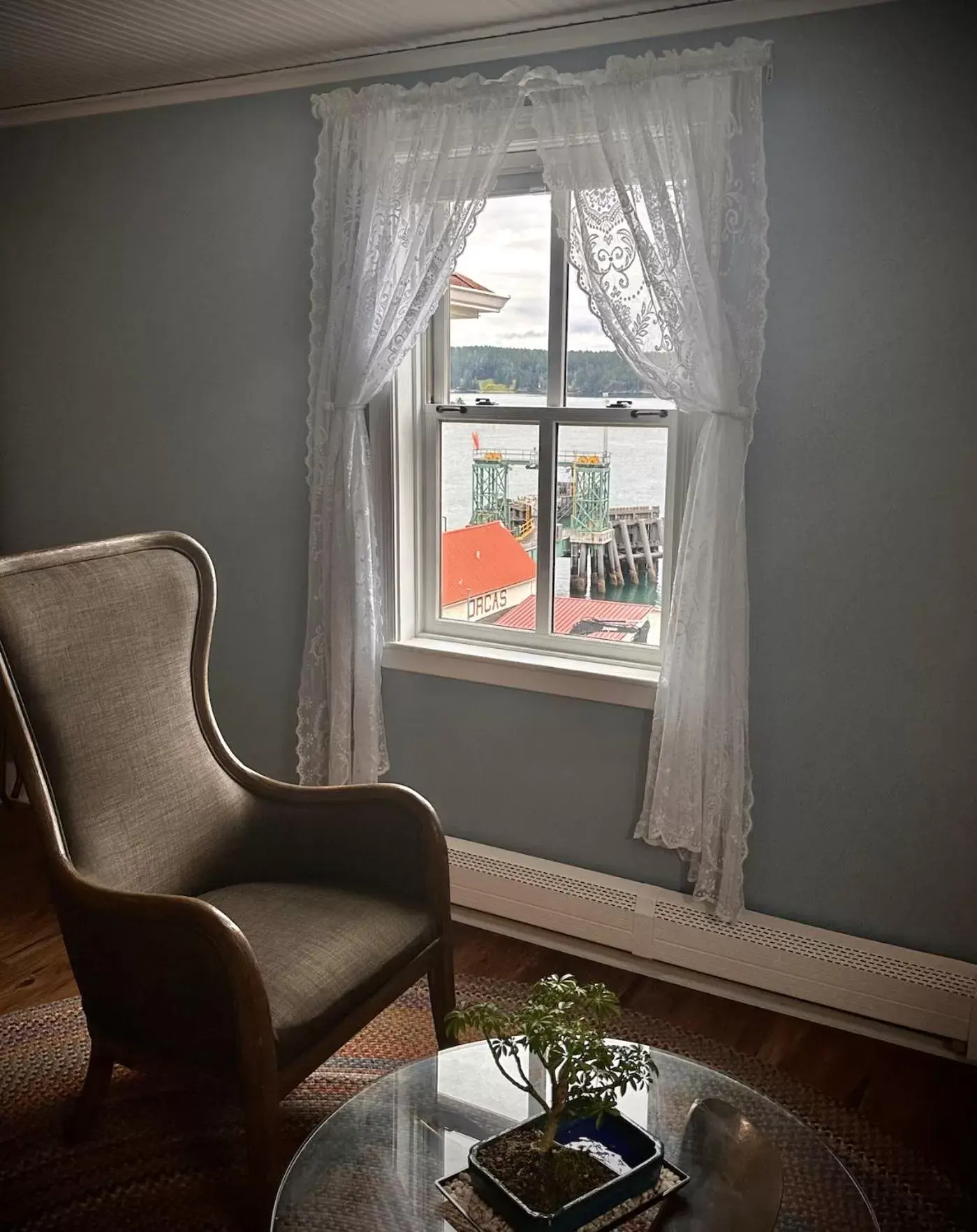 Seating Area in Orcas Hotel