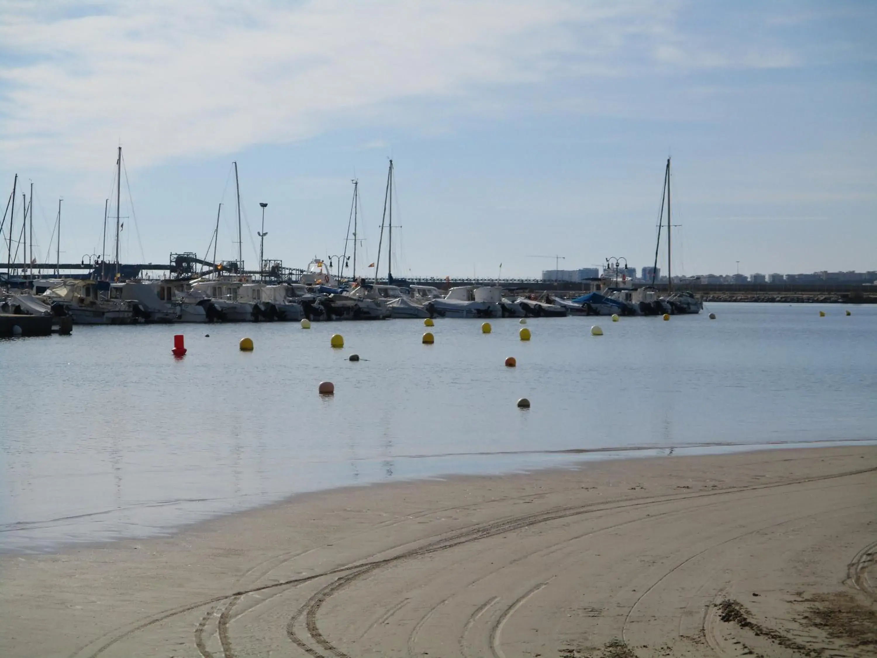 Beach in Marina Internacional