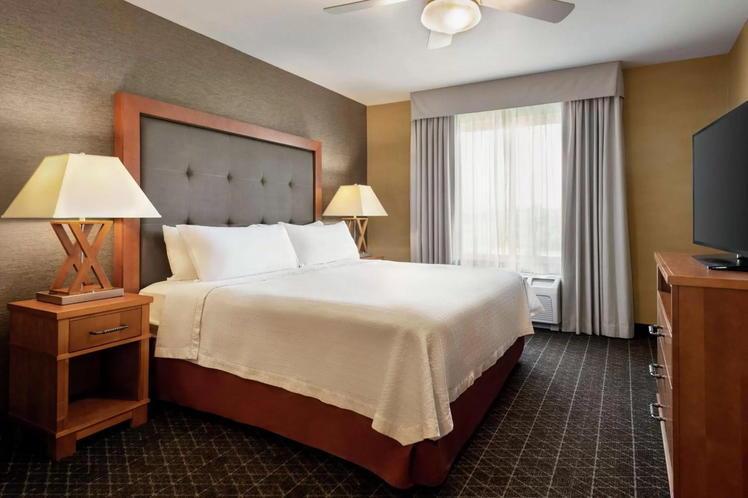 Bedroom, Bed in Homewood Suites by Hilton Allentown-West/Fogelsville