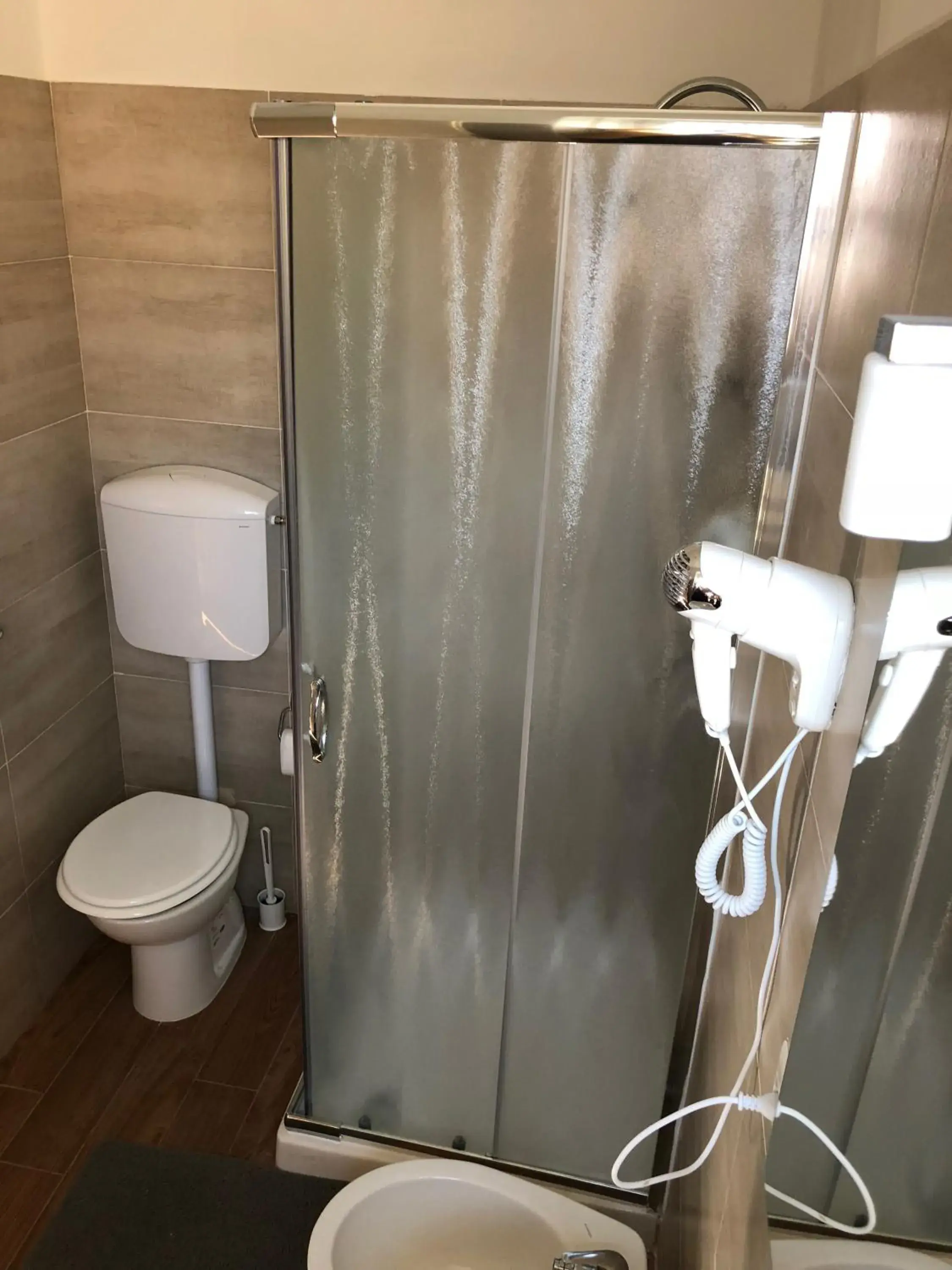 Shower, Bathroom in Albergo Corvetto Corso Lodi