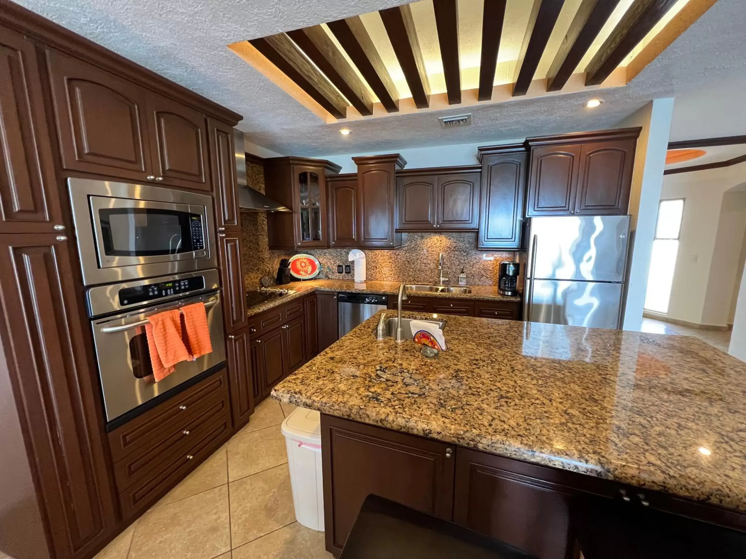 Kitchen/Kitchenette in Sonoran Sky