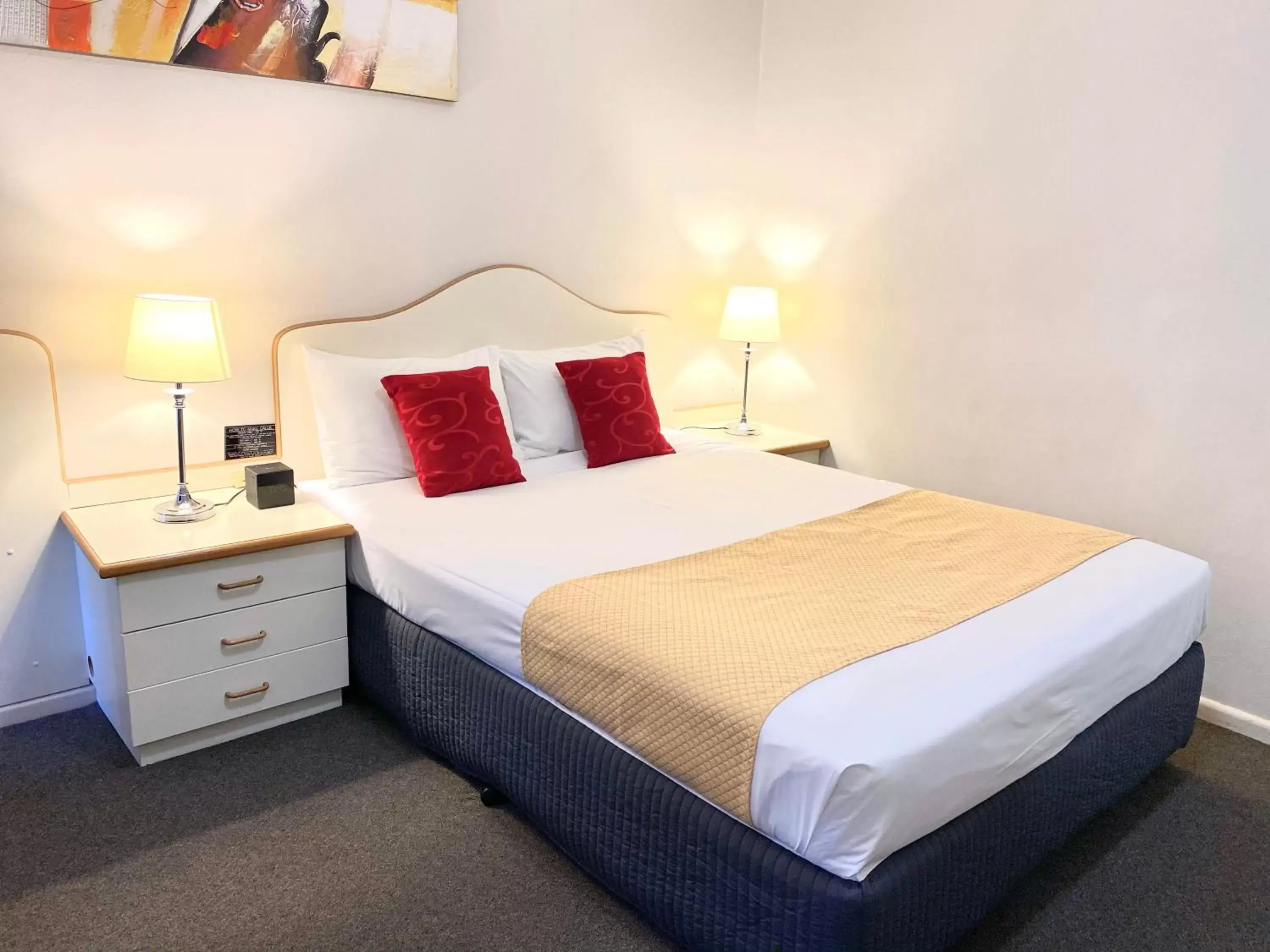 Bed in Golfview Motor Inn Bed in Golfview Motor Inn