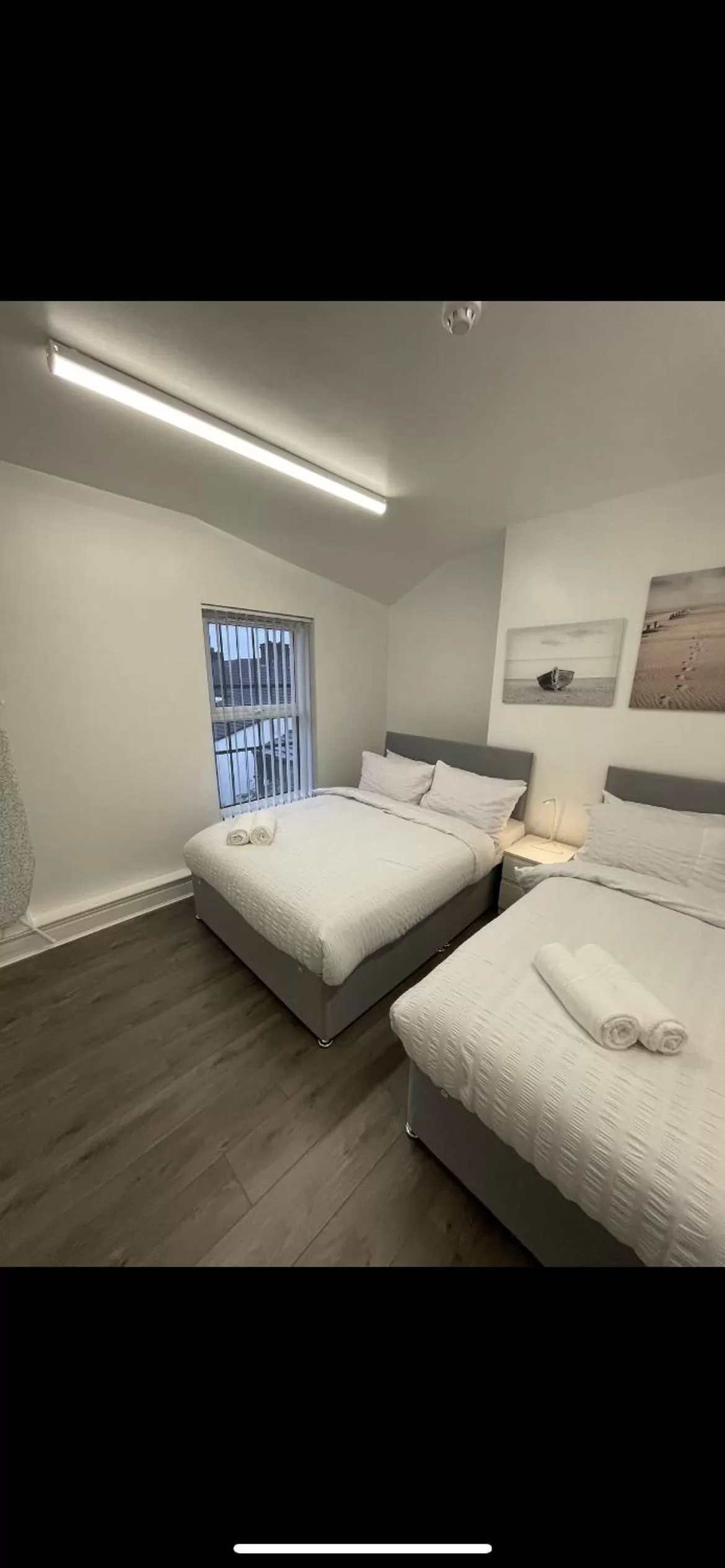 Bed in County road rooms