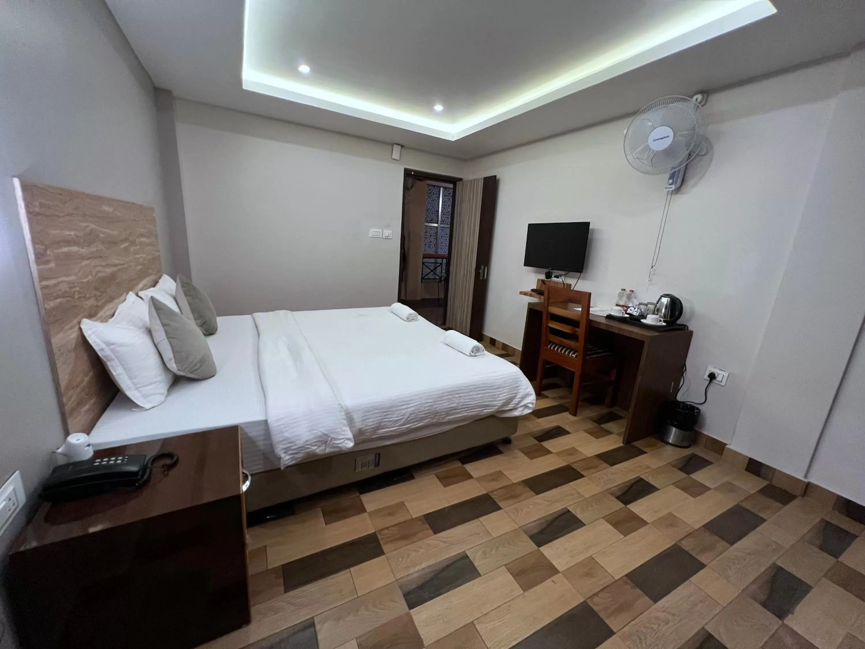 TV and multimedia, Bed in The Phoenix Residency