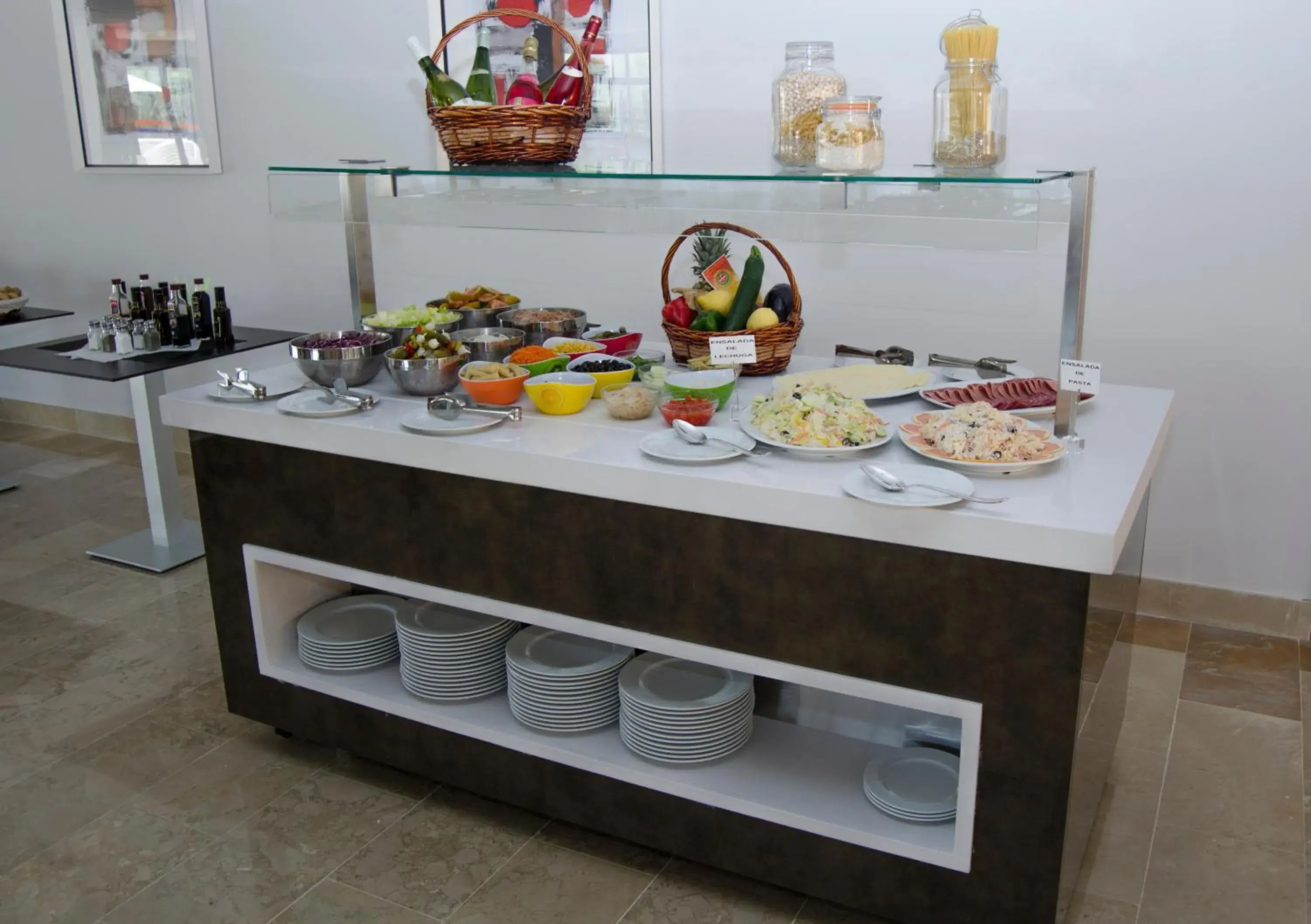 Restaurant/places to eat, Kitchen/Kitchenette in Hotel Adaria Vera