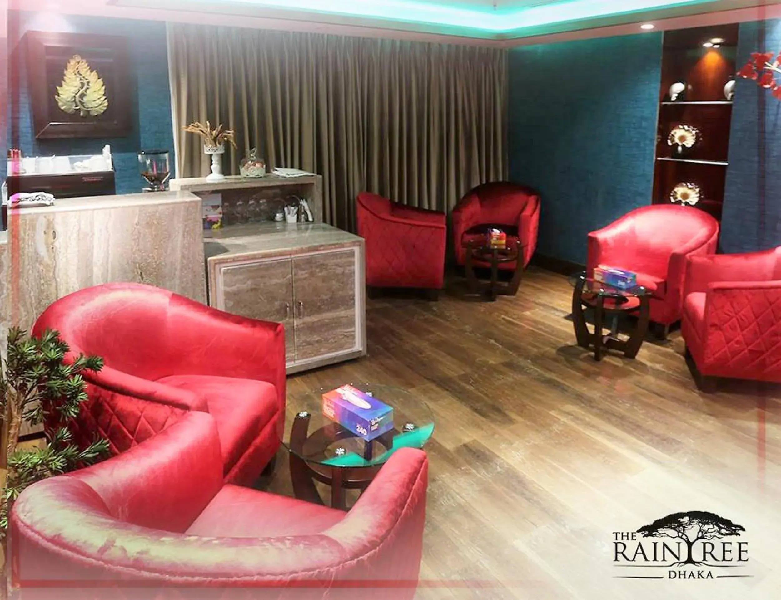 Business facilities, Seating Area in The Raintree Dhaka