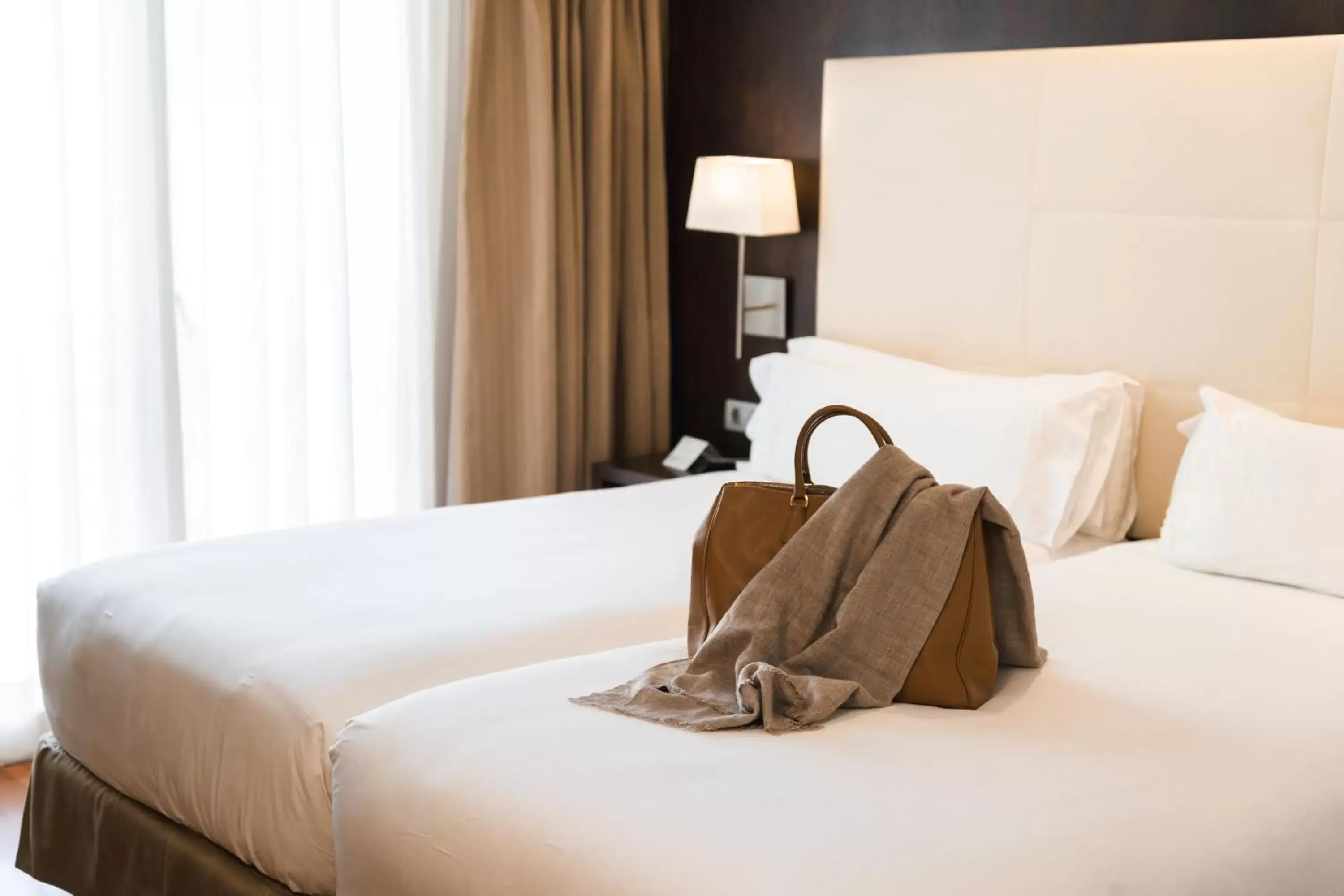 Bedroom, Bed in Hotel Taburiente S.C.Tenerife