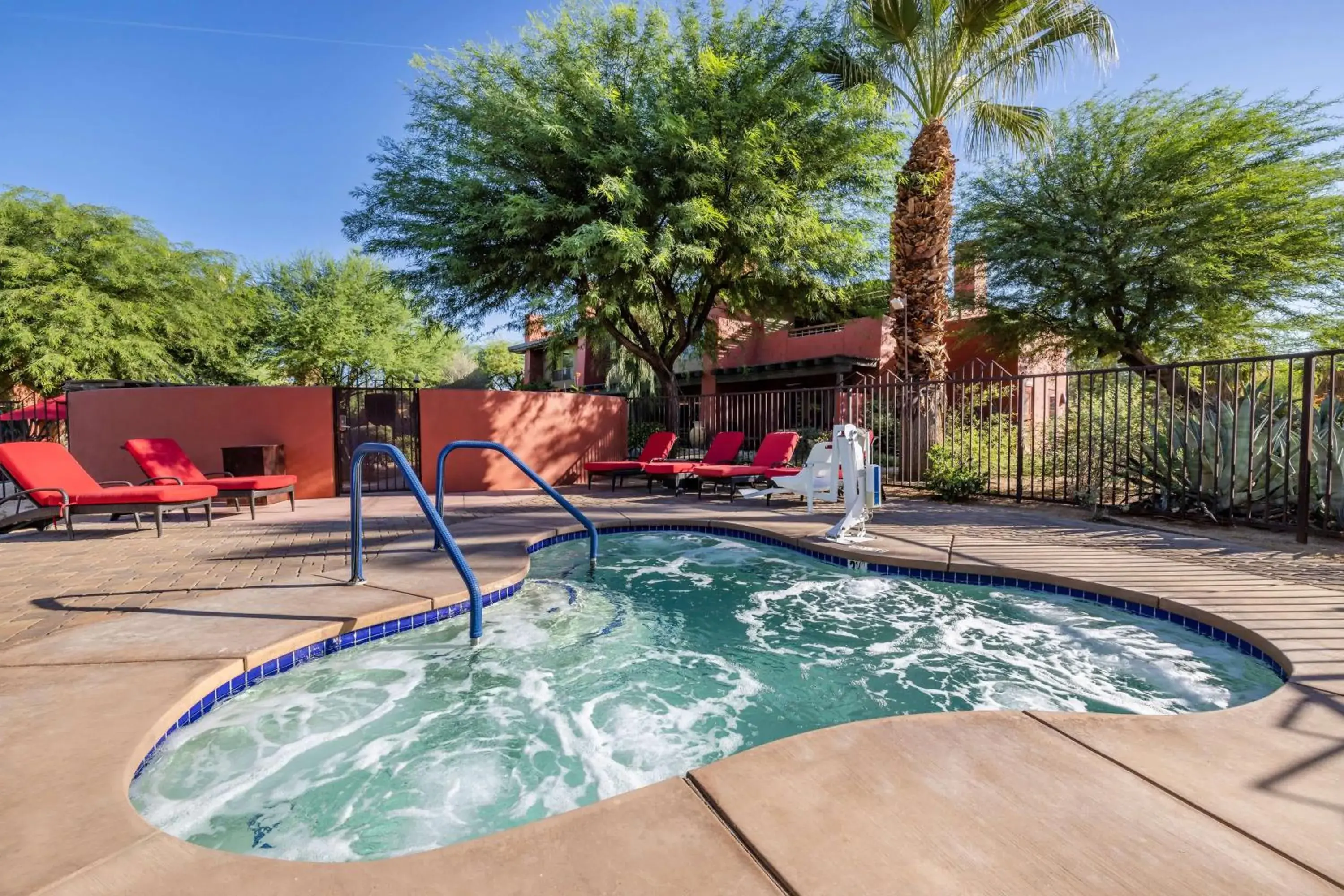 Sports, Swimming Pool in Hilton Grand Vacations Club Palm Desert